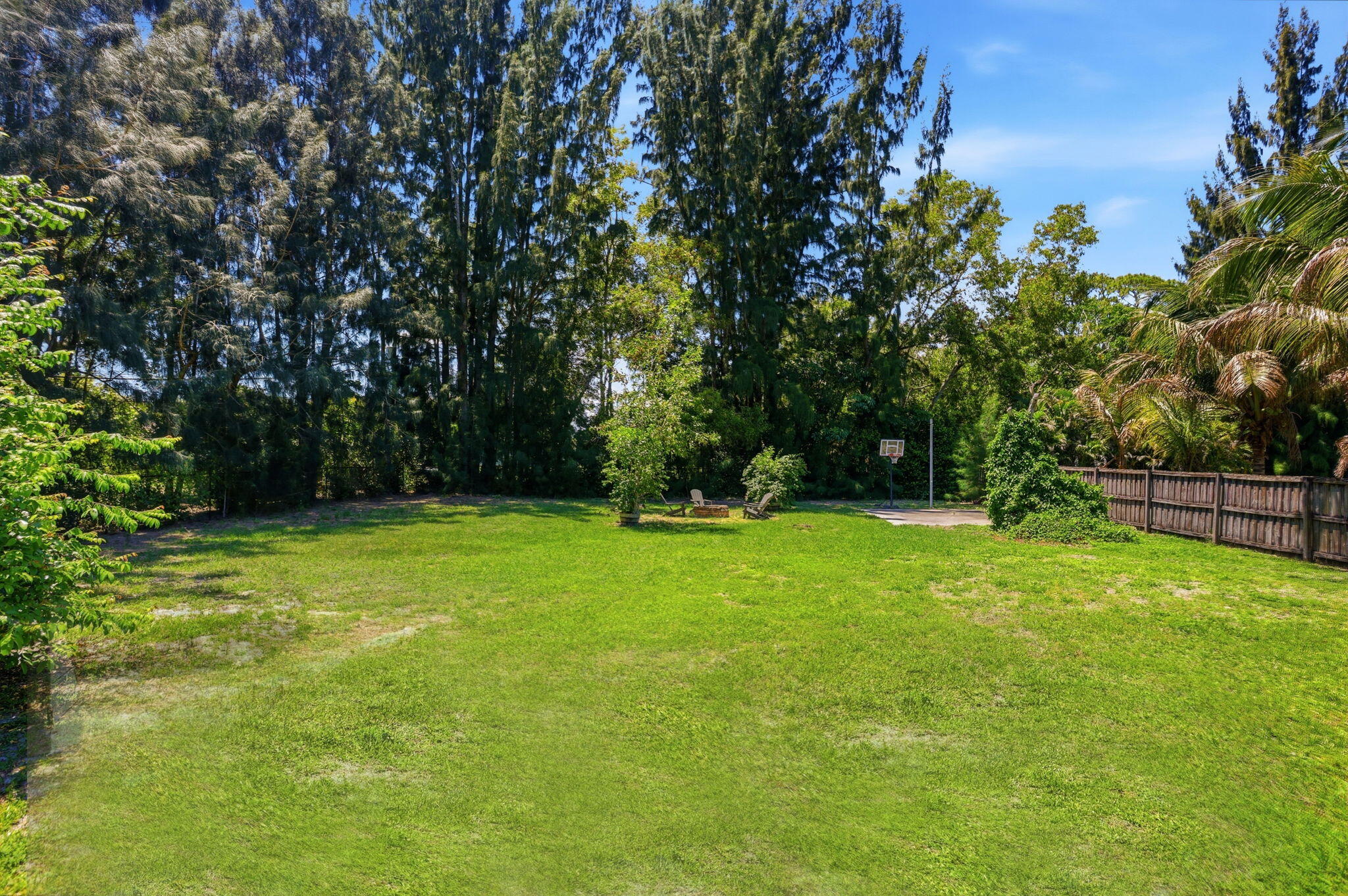 FLORIDA GARDENS 2 - Residential