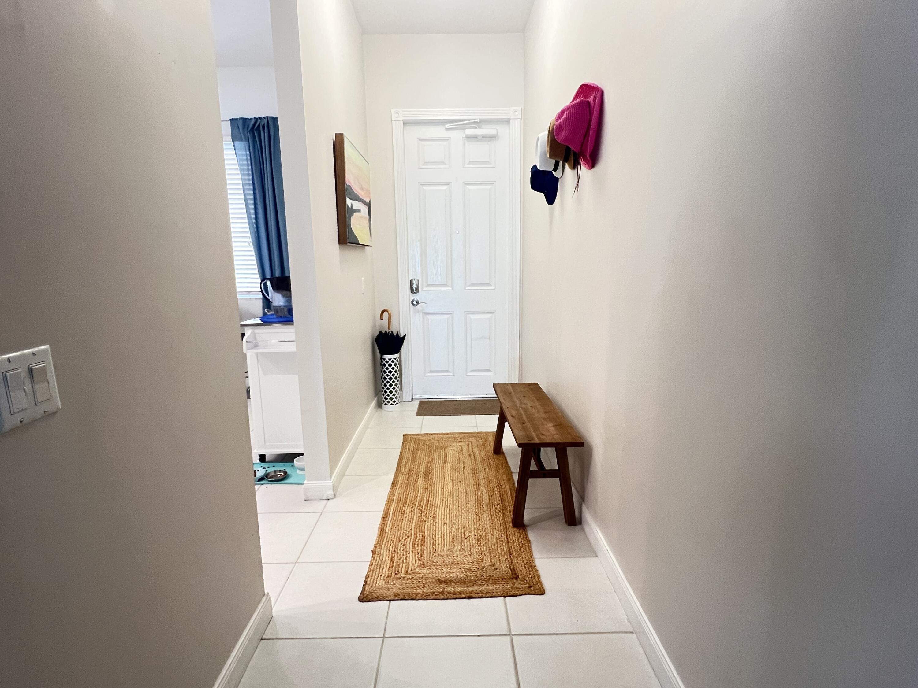 6 Harbour Isle Drive E 103