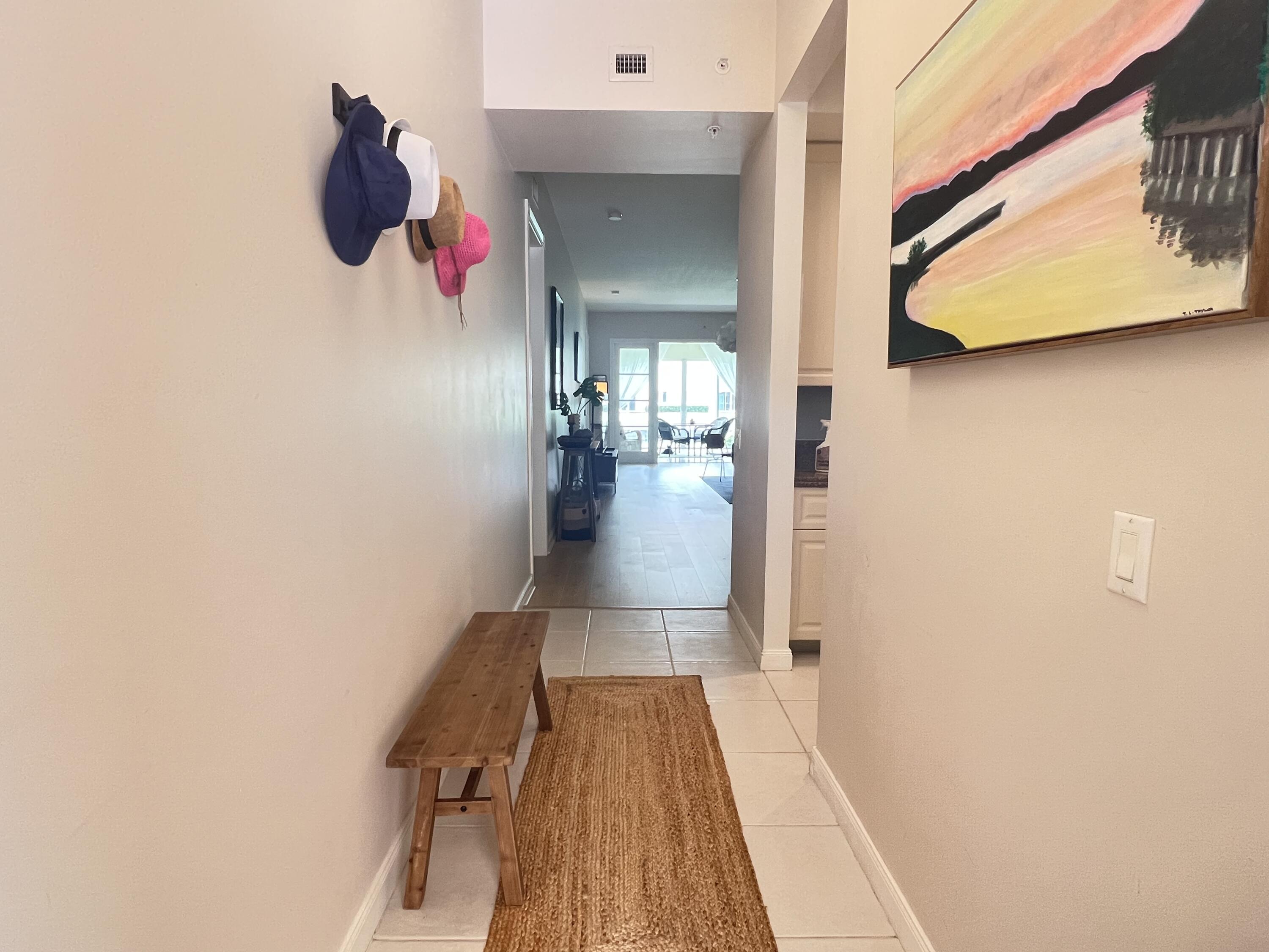 6 Harbour Isle Drive E 103