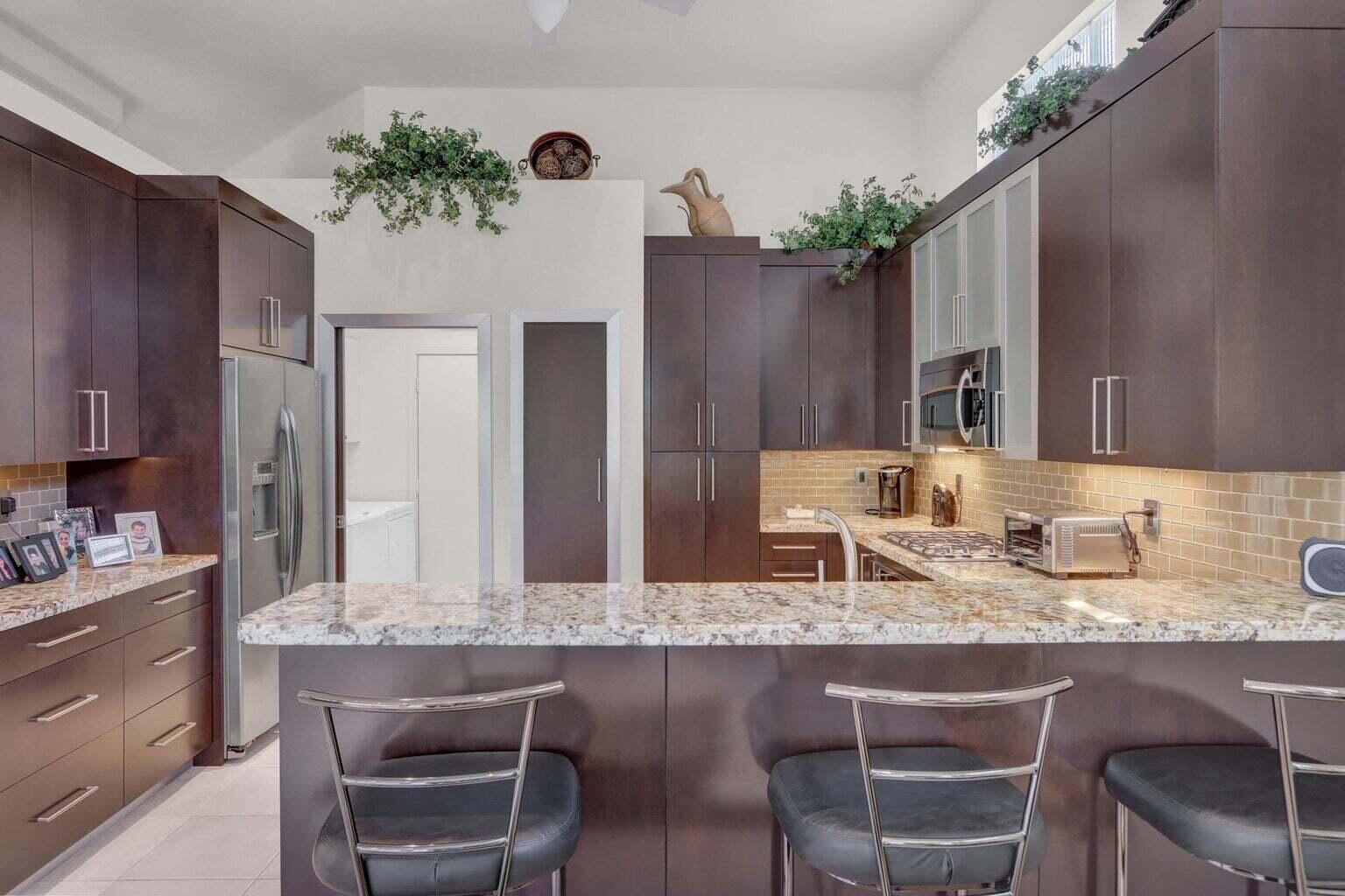 MAYFAIR AT WOODFIELD COUNTRY CLUB - Residential Lease