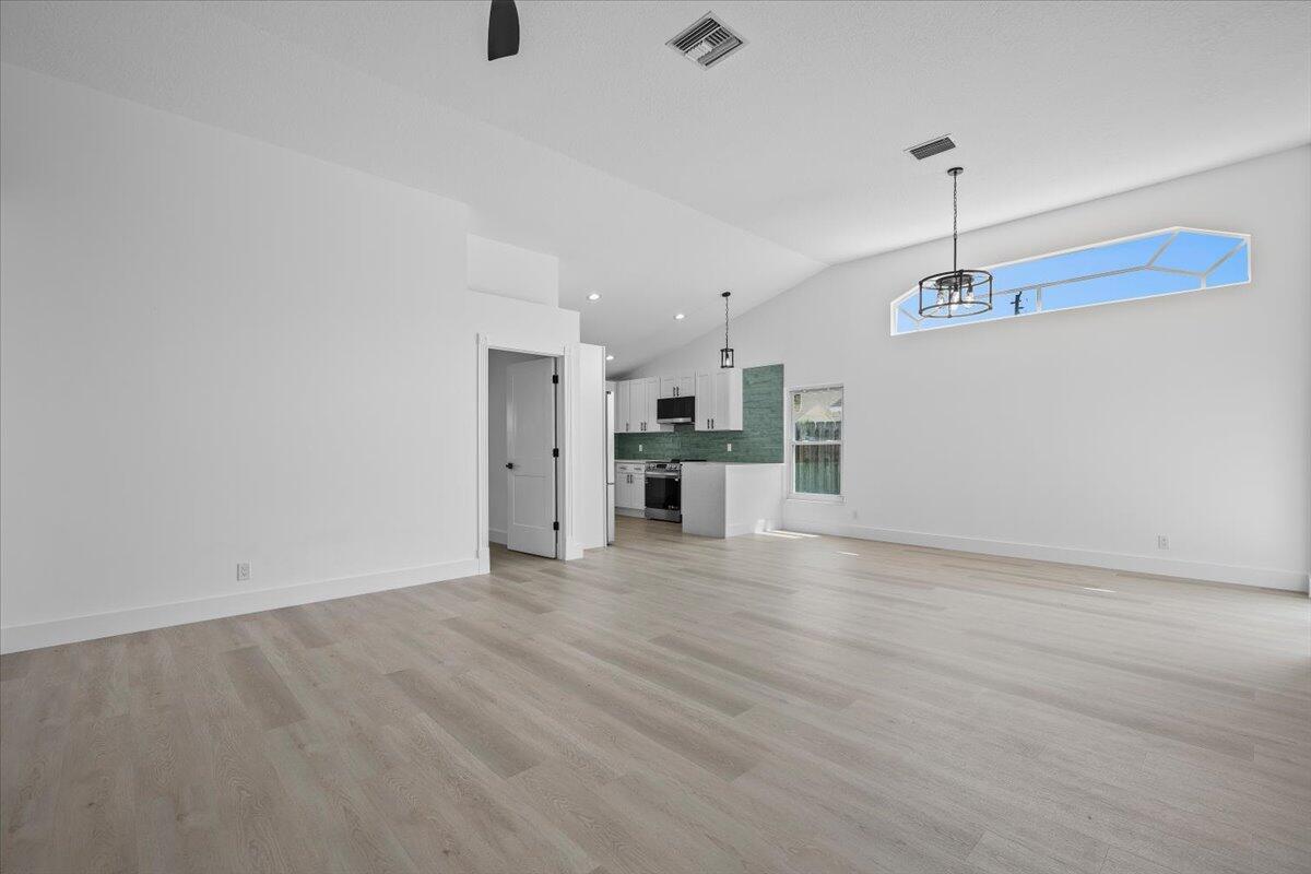 NORTH PALM BEACH HEIGHTS - Residential