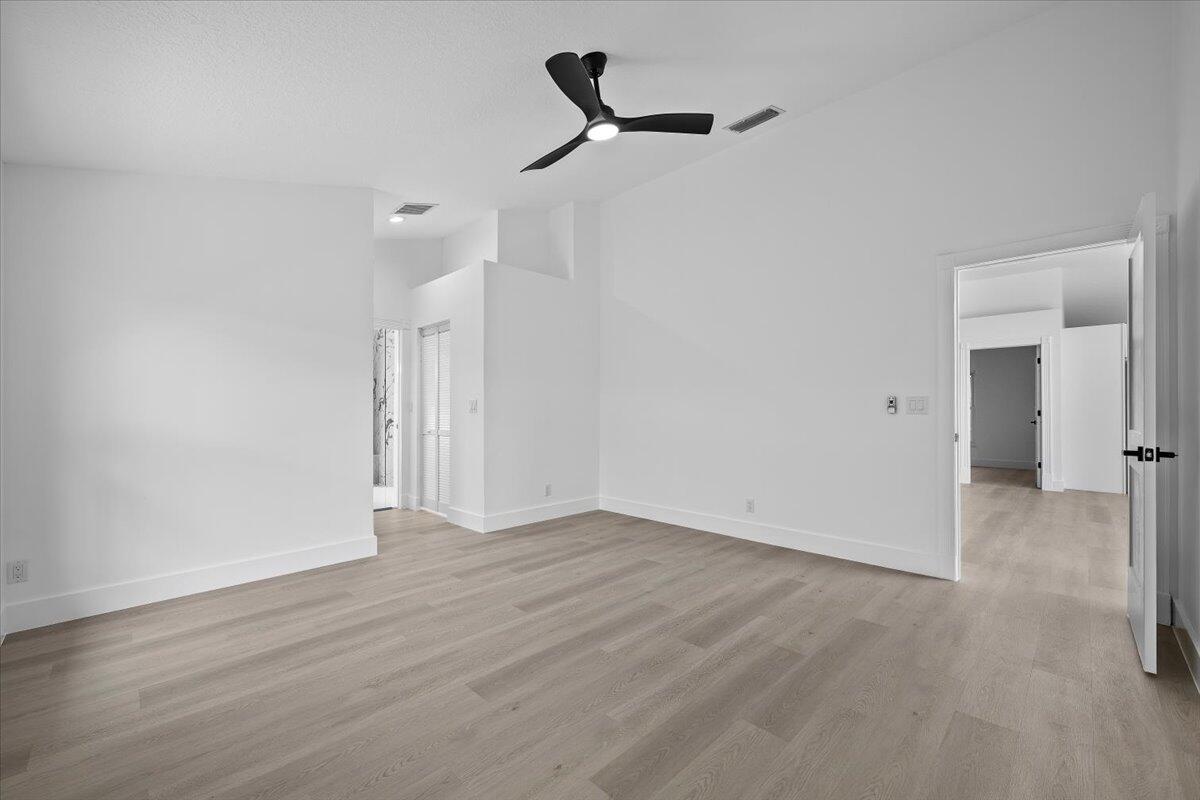 NORTH PALM BEACH HEIGHTS - Residential