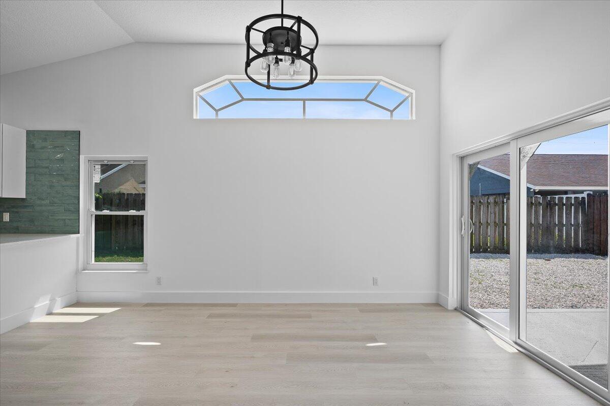 NORTH PALM BEACH HEIGHTS - Residential