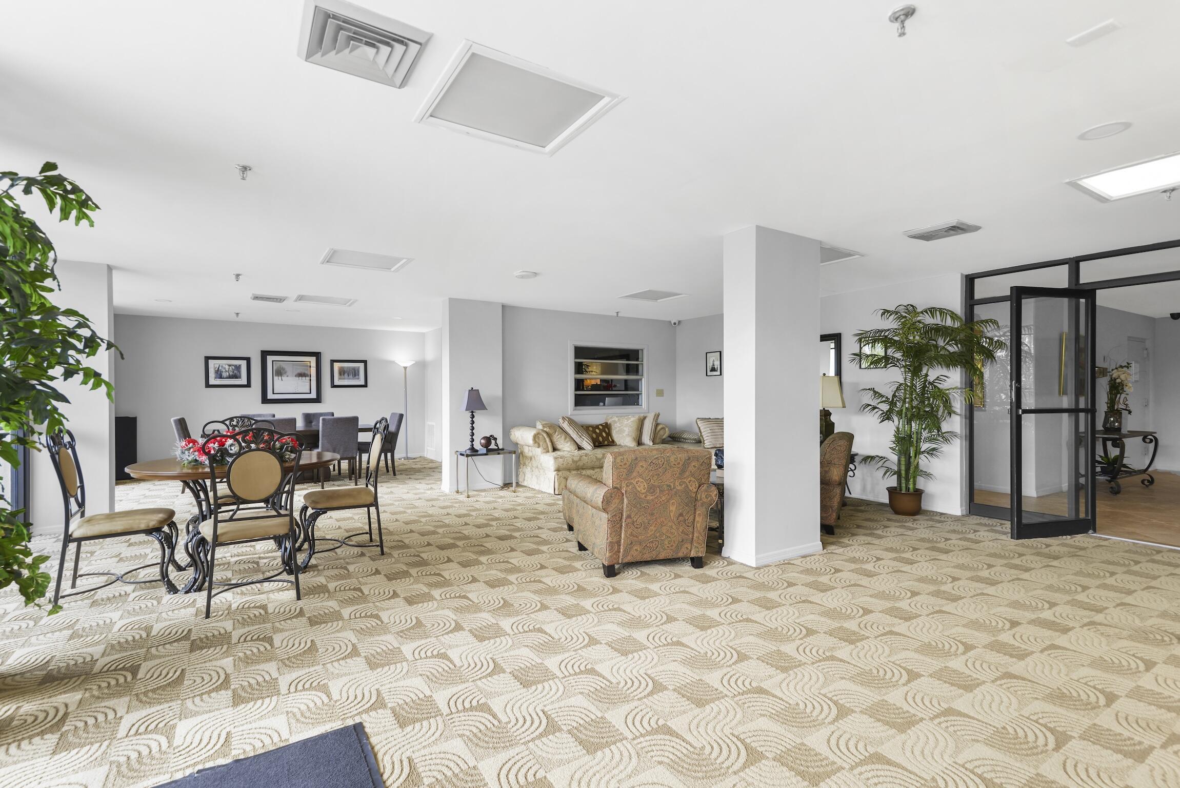 WELLESLEY PARK CONDO - Residential