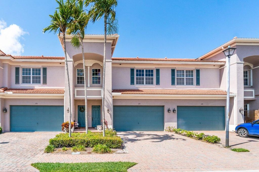 Photo of 125 Lancaster Road, Boynton Beach, FL 33426 (MLS # R10978195)