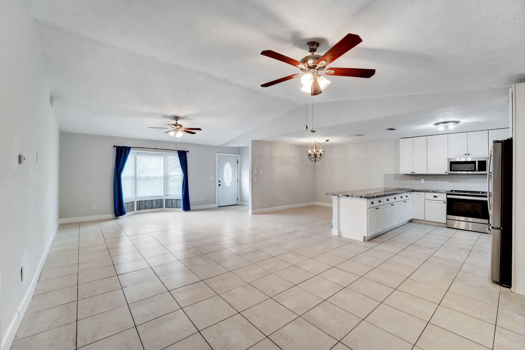 PORT ST LUCIE SECTION 10 - Residential