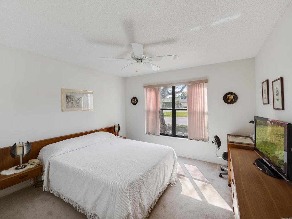 BEDFORD MEWS AT WELLINGTON - Residential