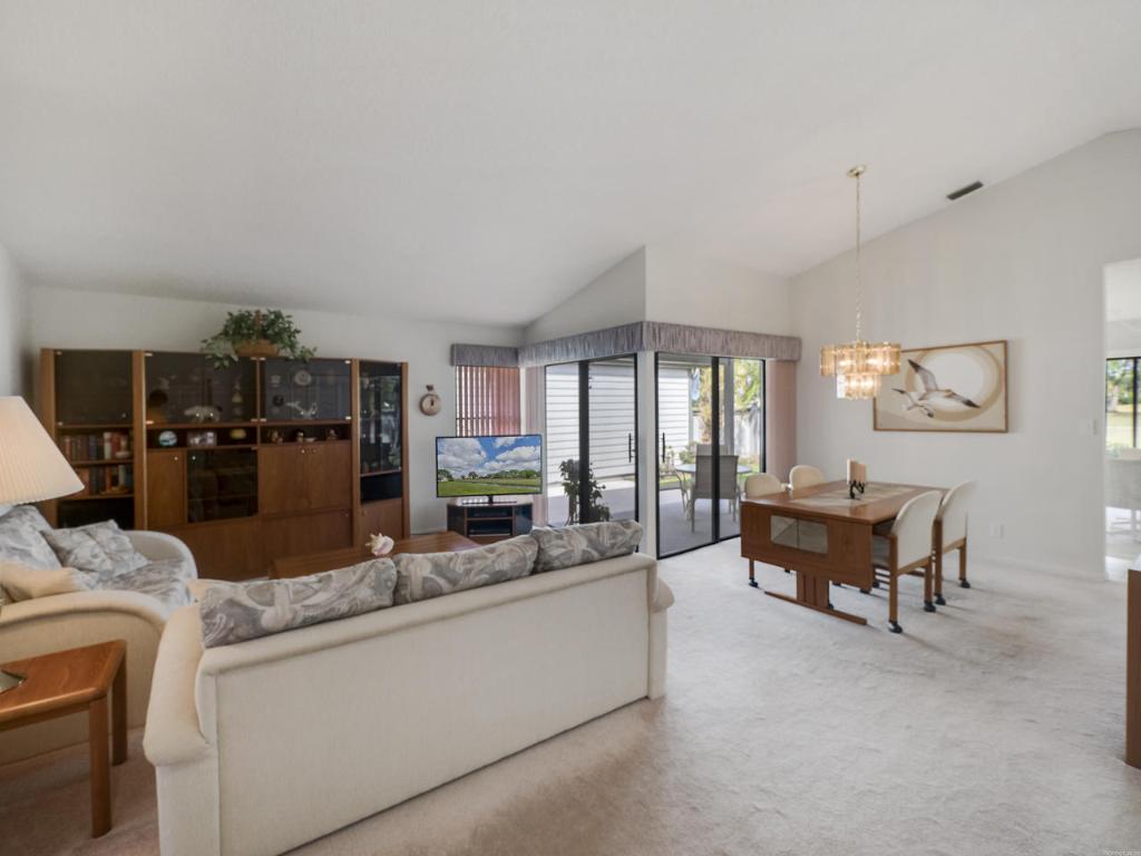 BEDFORD MEWS AT WELLINGTON - Residential