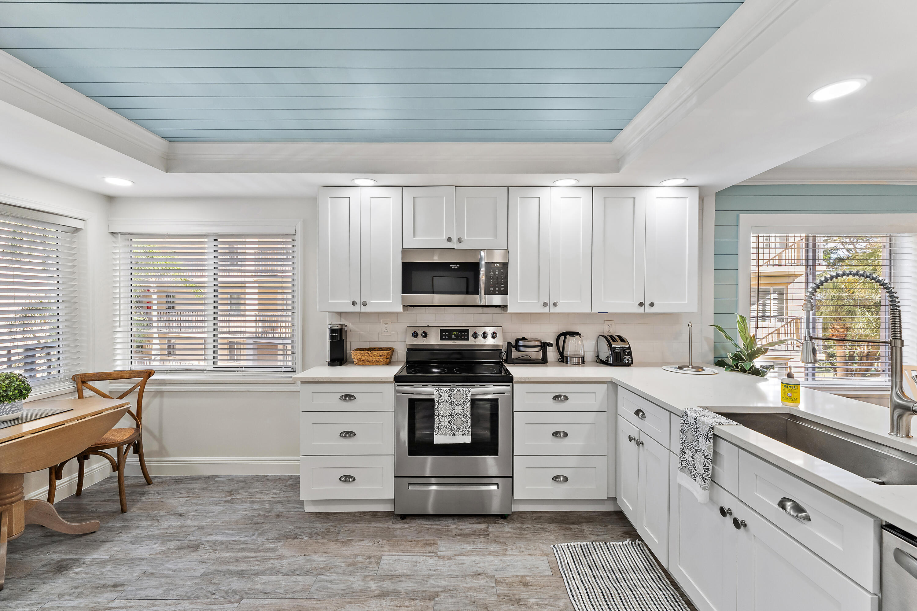 JUPITER BAY EAST CONDO - Residential Lease