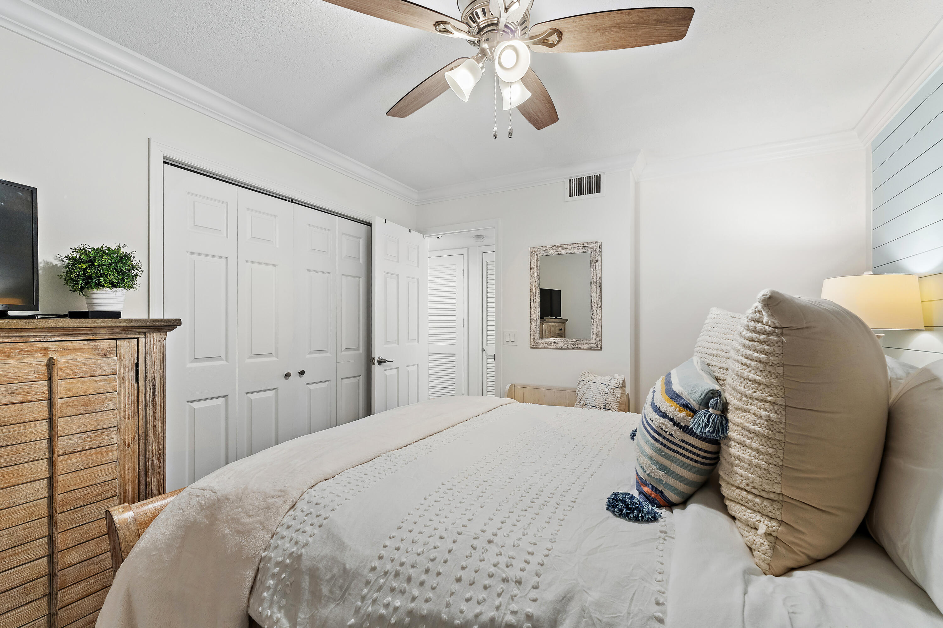 JUPITER BAY EAST CONDO - Residential Lease