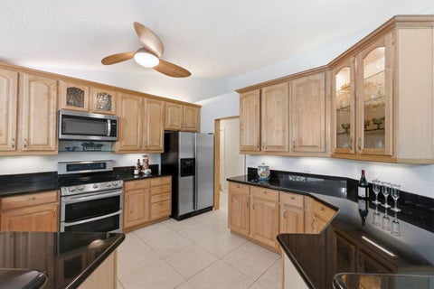 Tiny photo for 2719 Oak Tree Lane, Oakland Park, FL 33309 (MLS # B26049551)
