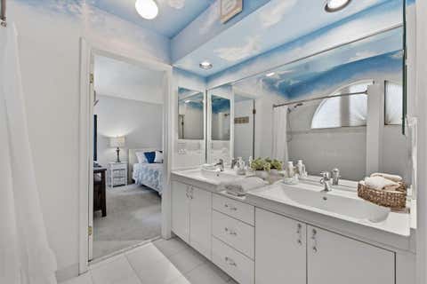 Tiny photo for 2719 Oak Tree Lane, Oakland Park, FL 33309 (MLS # B26049551)