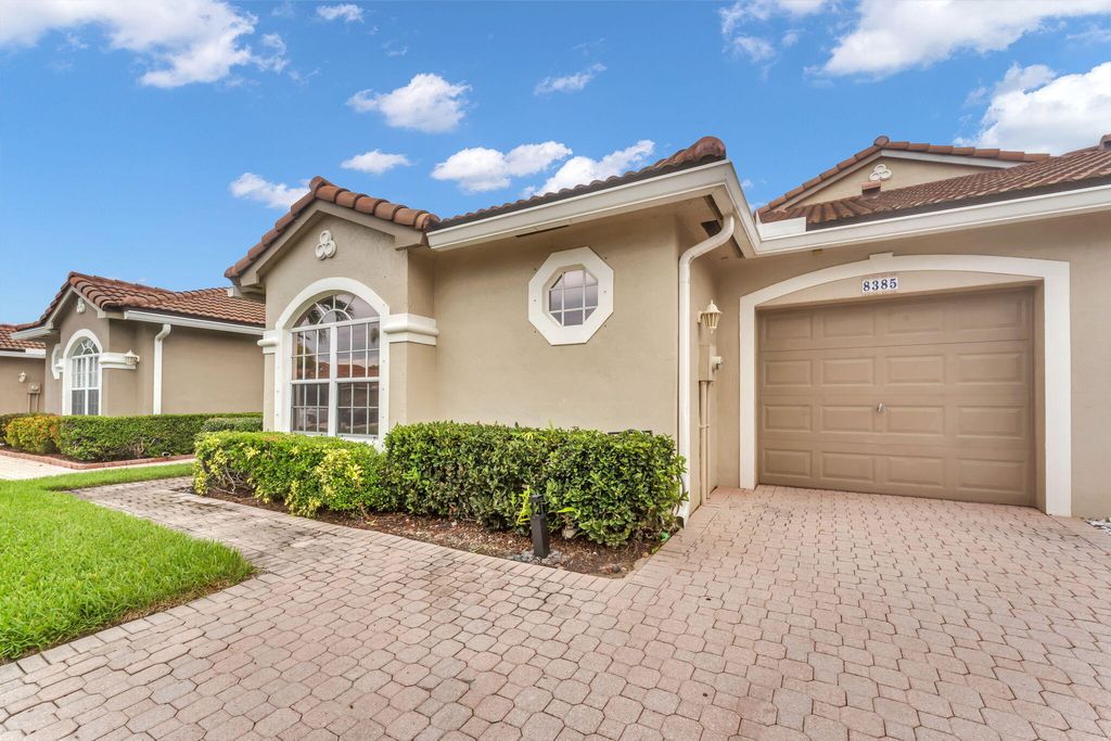 Photo of 8385 VÃ­a Serena, Boca Raton, FL 33433 (MLS # B26037306)