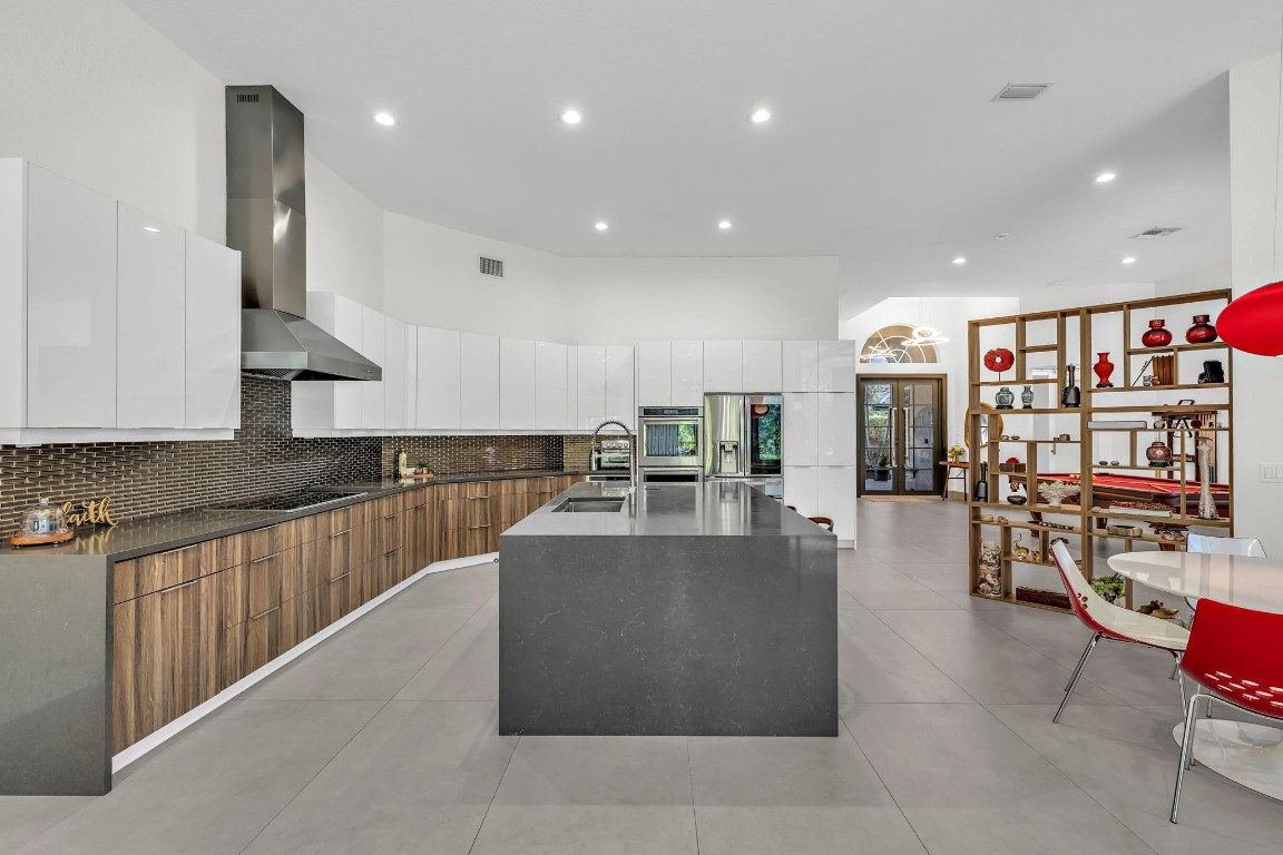 Pinehurst Woods 166-14 B - Residential