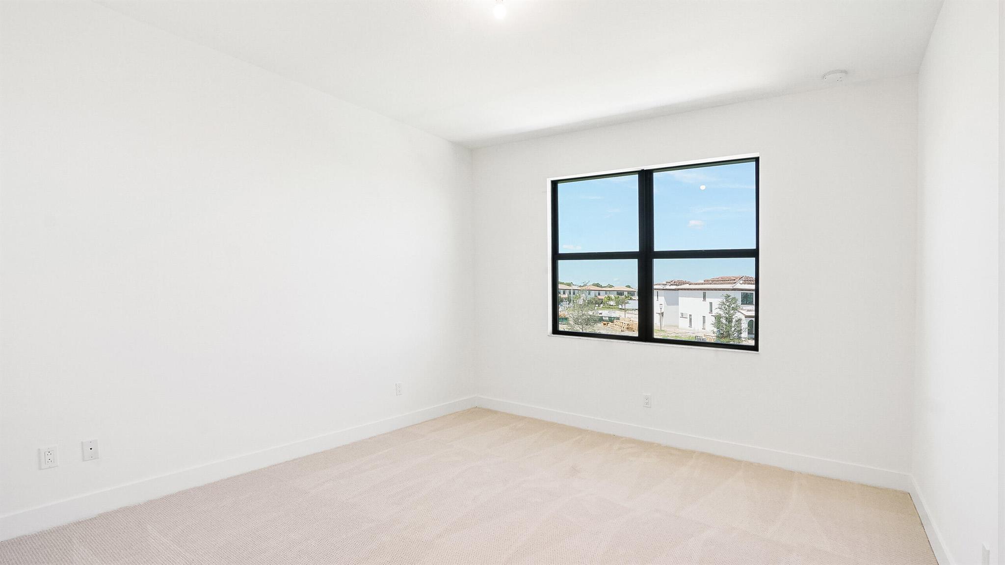 ALTON NEIGHBORHOOD - Residential