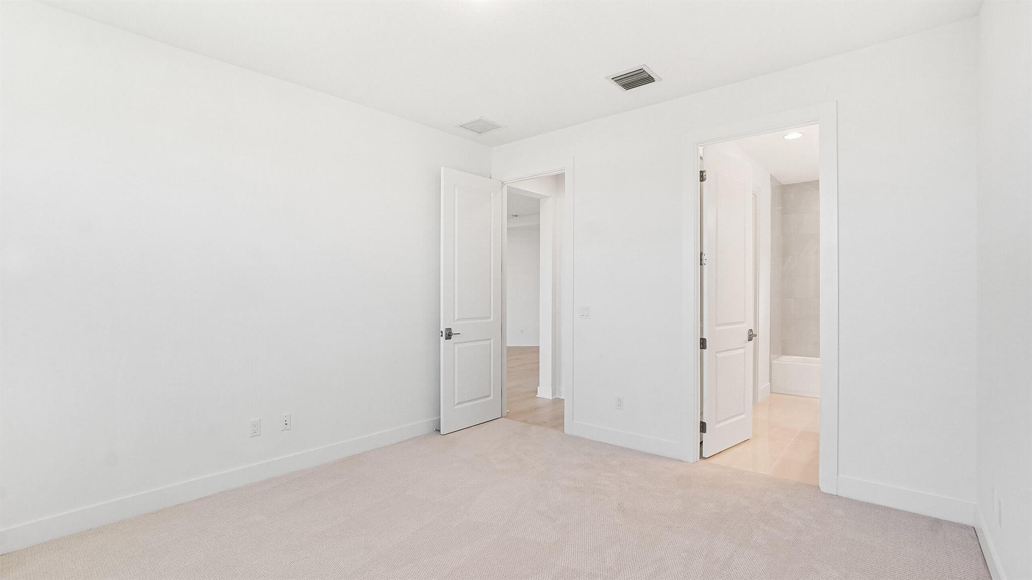 ALTON NEIGHBORHOOD - Residential