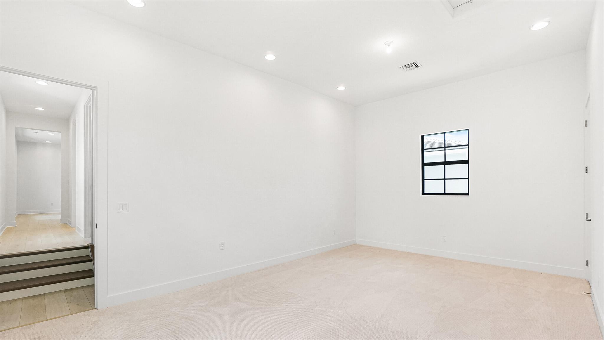 ALTON NEIGHBORHOOD - Residential