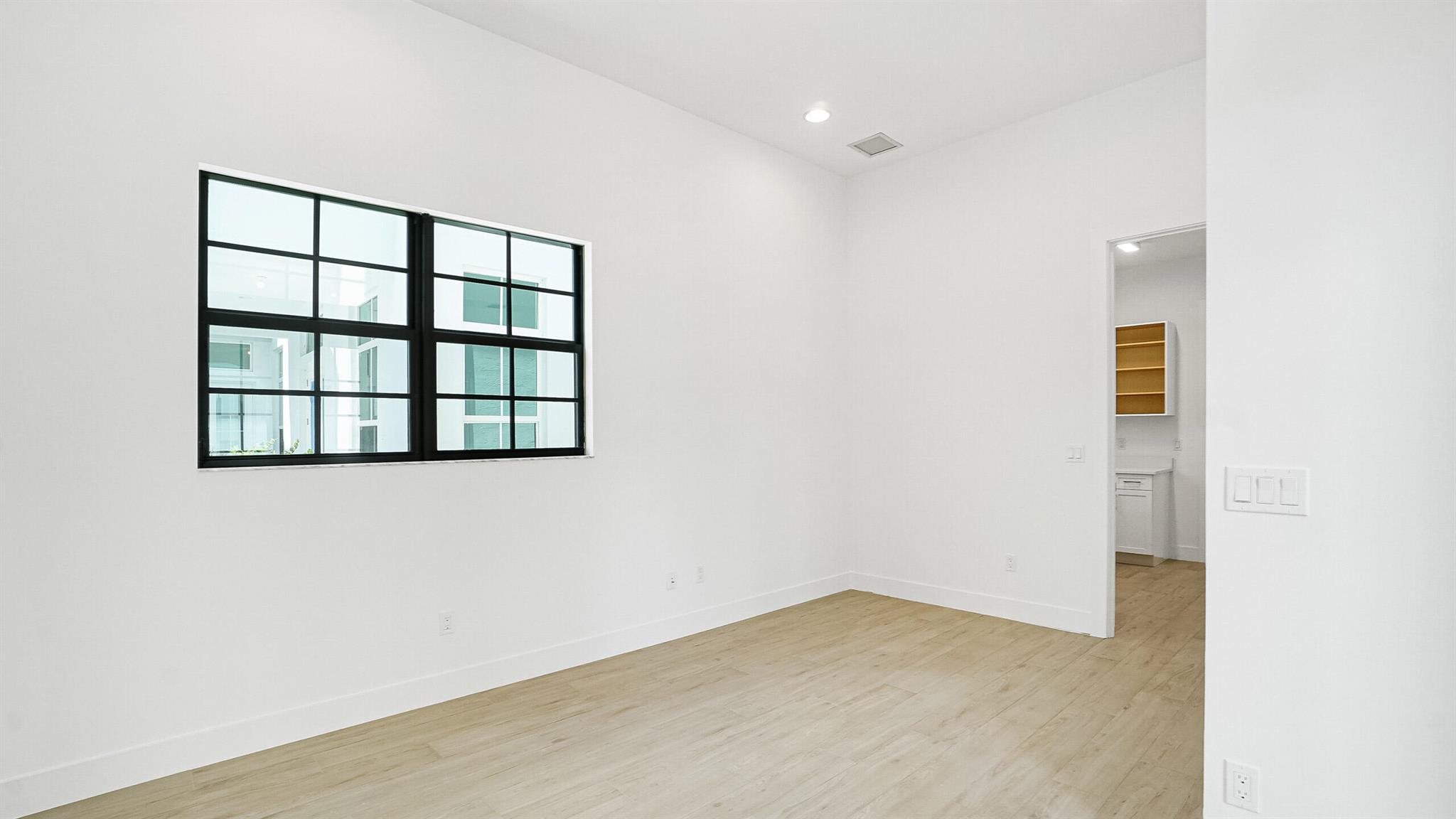 ALTON NEIGHBORHOOD - Residential