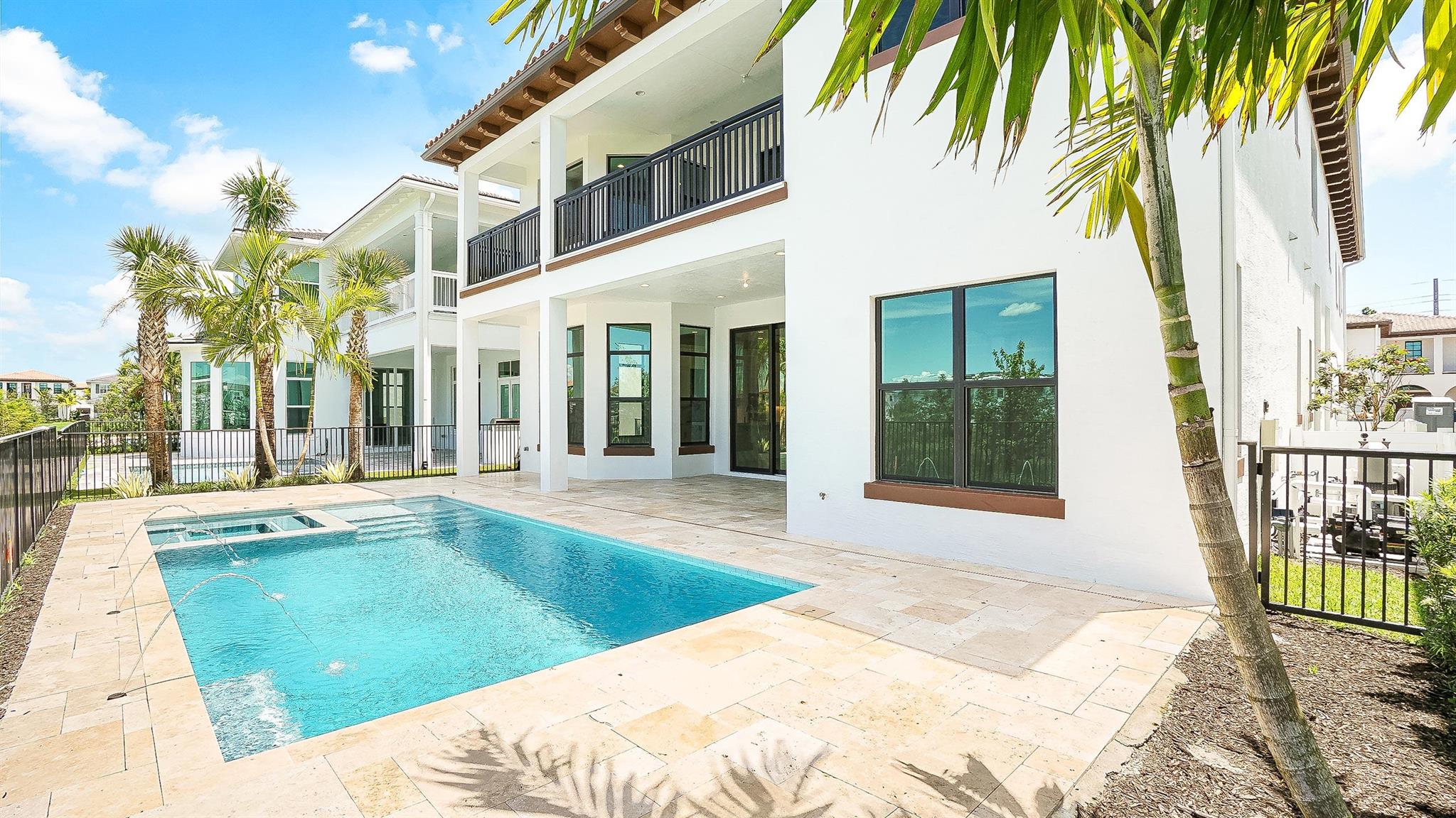 ALTON NEIGHBORHOOD - Residential