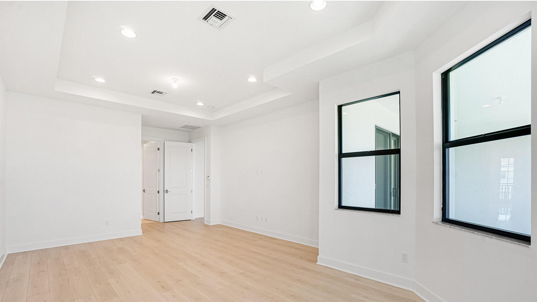 ALTON NEIGHBORHOOD - Residential