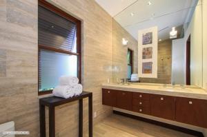 Worth Ave North to Wells - Residential