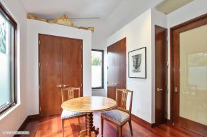 Worth Ave North to Wells - Residential