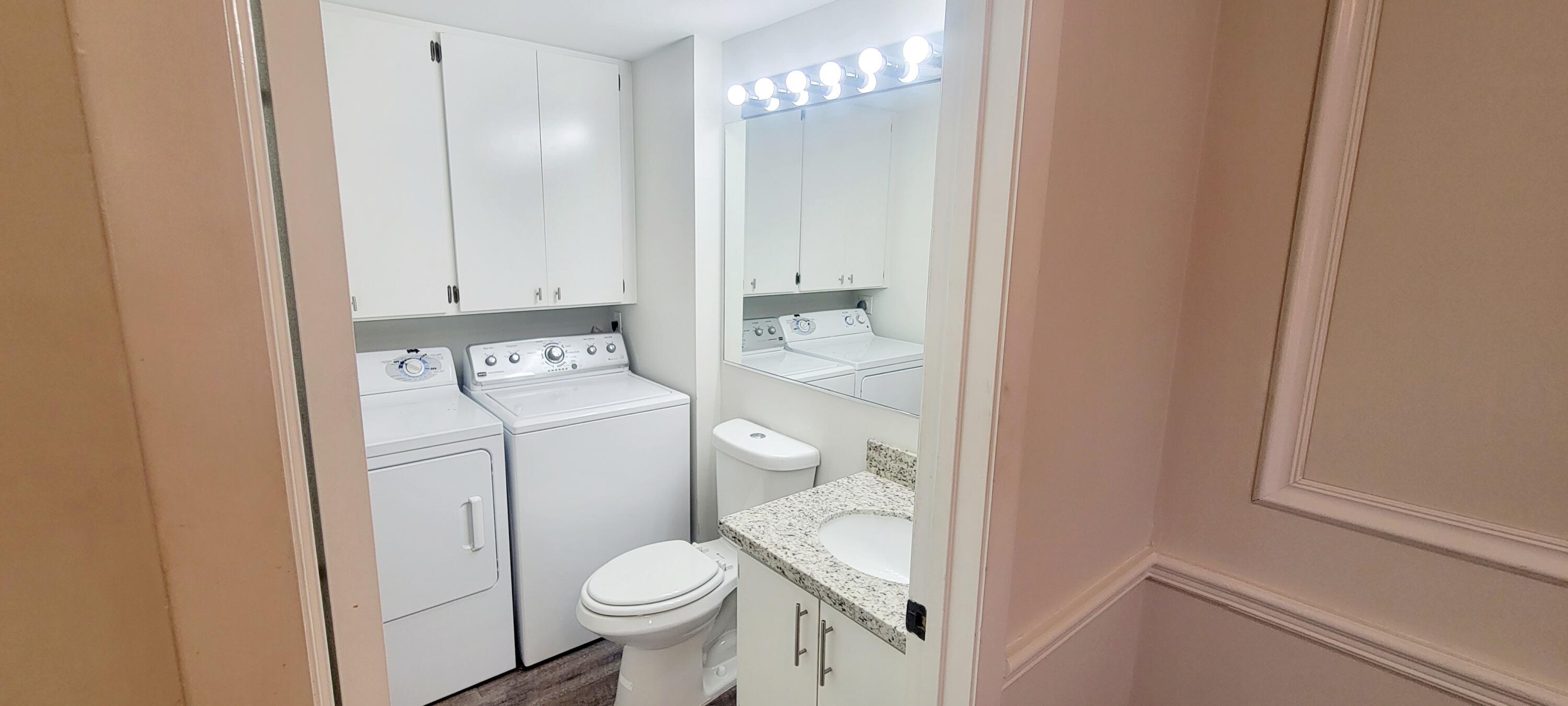 VILLAGE OF SANDALWOOD LAKES SOUTH - Residential