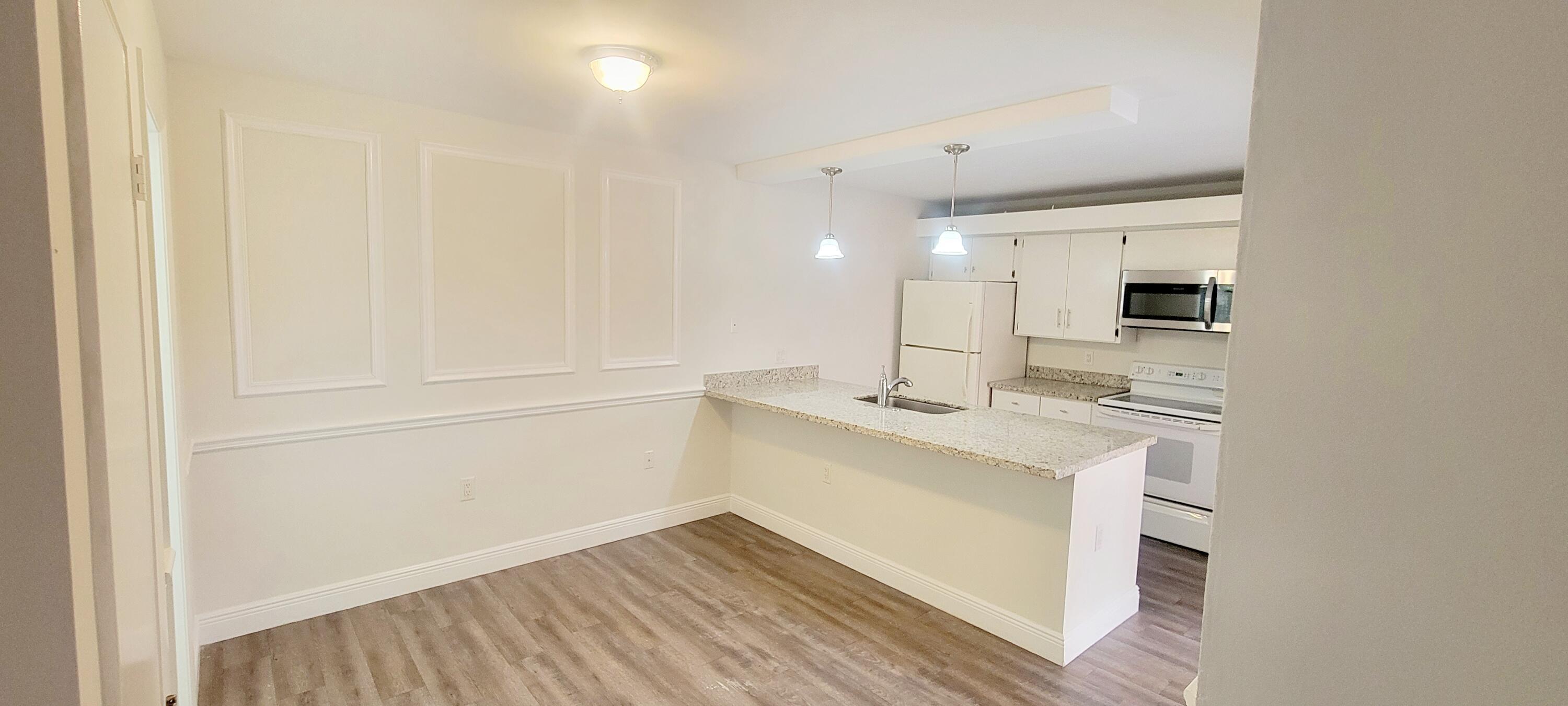 VILLAGE OF SANDALWOOD LAKES SOUTH - Residential