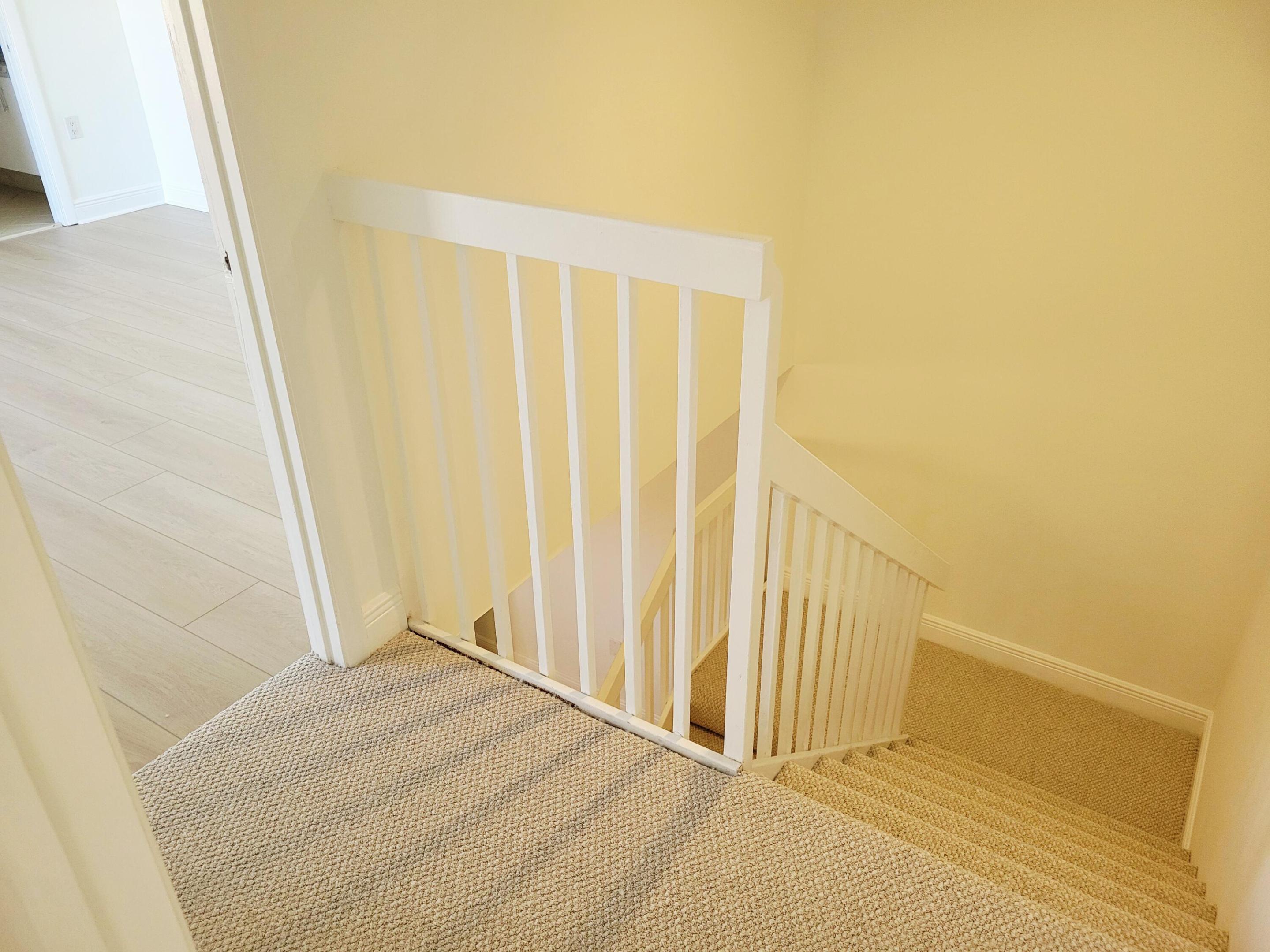 VILLAGE OF SANDALWOOD LAKES SOUTH - Residential