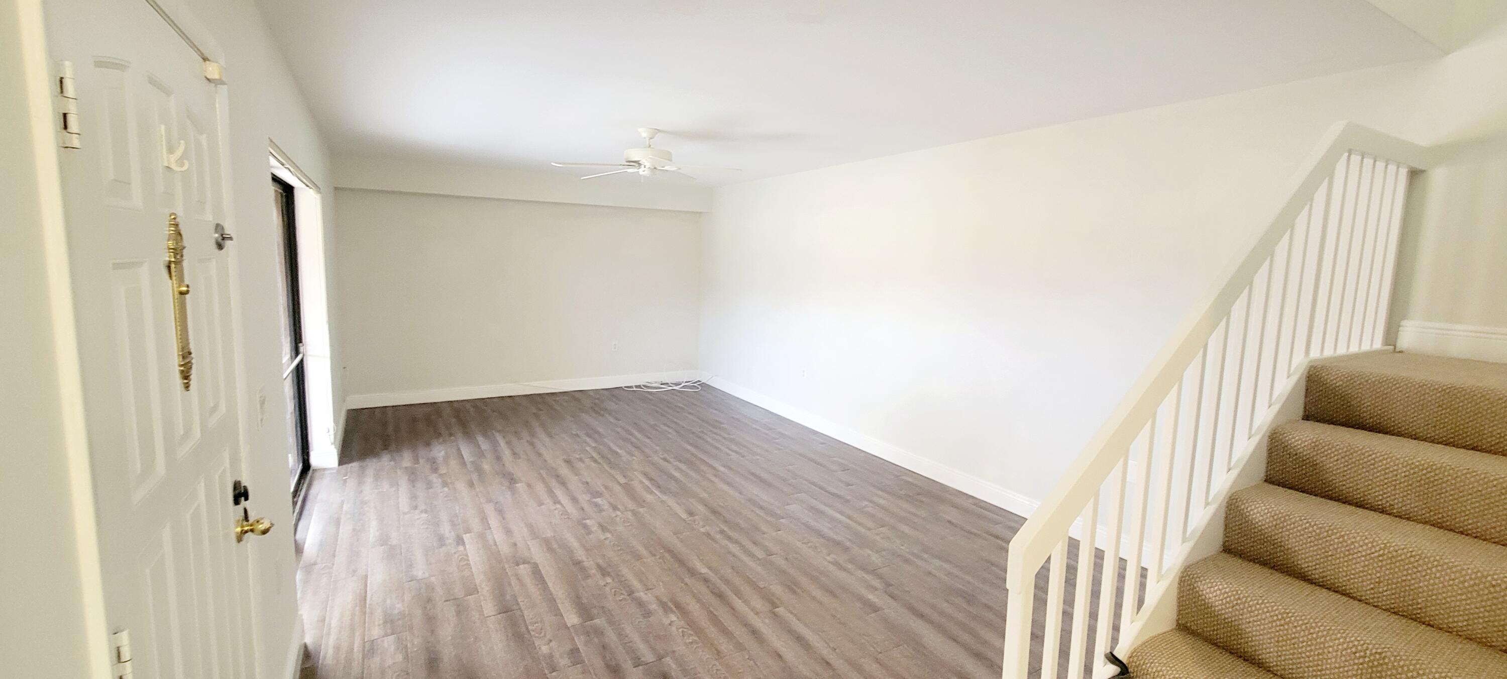 VILLAGE OF SANDALWOOD LAKES SOUTH - Residential