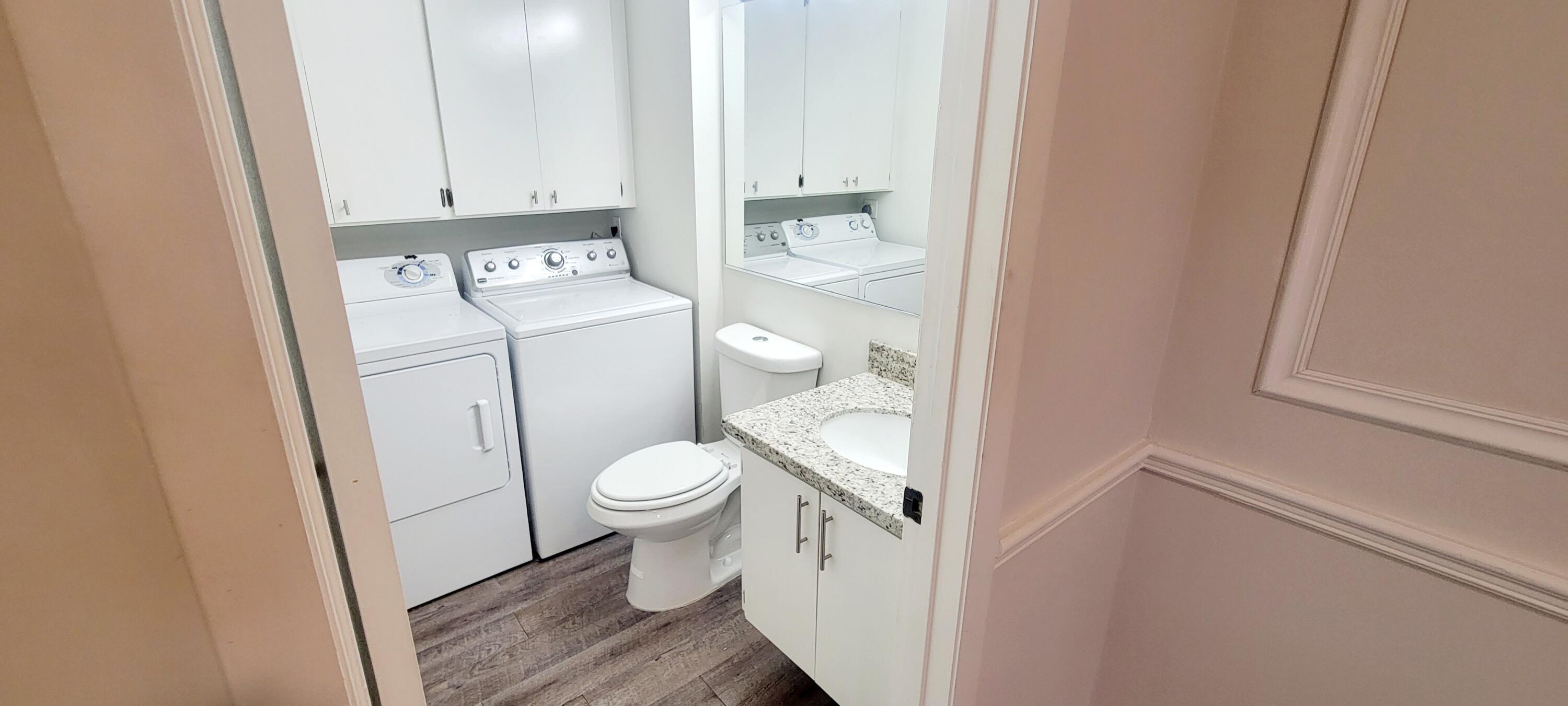 VILLAGE OF SANDALWOOD LAKES SOUTH - Residential