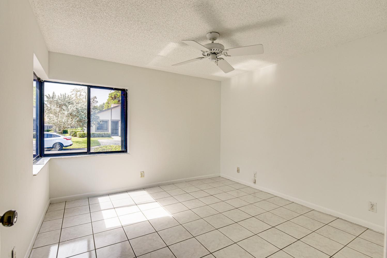 WHISPER WALK SEC D CONDO - Residential
