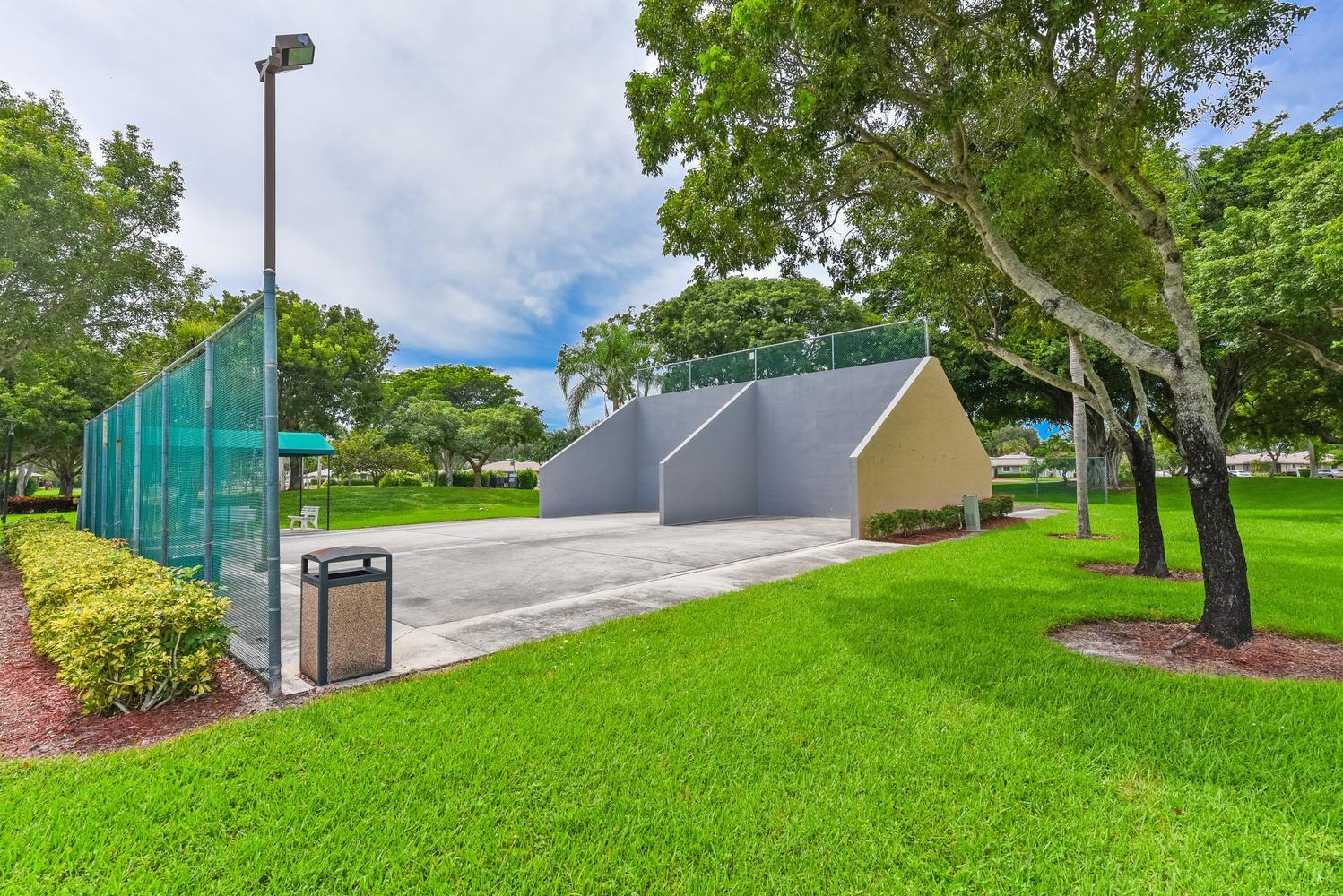 WHISPER WALK SEC D CONDO - Residential