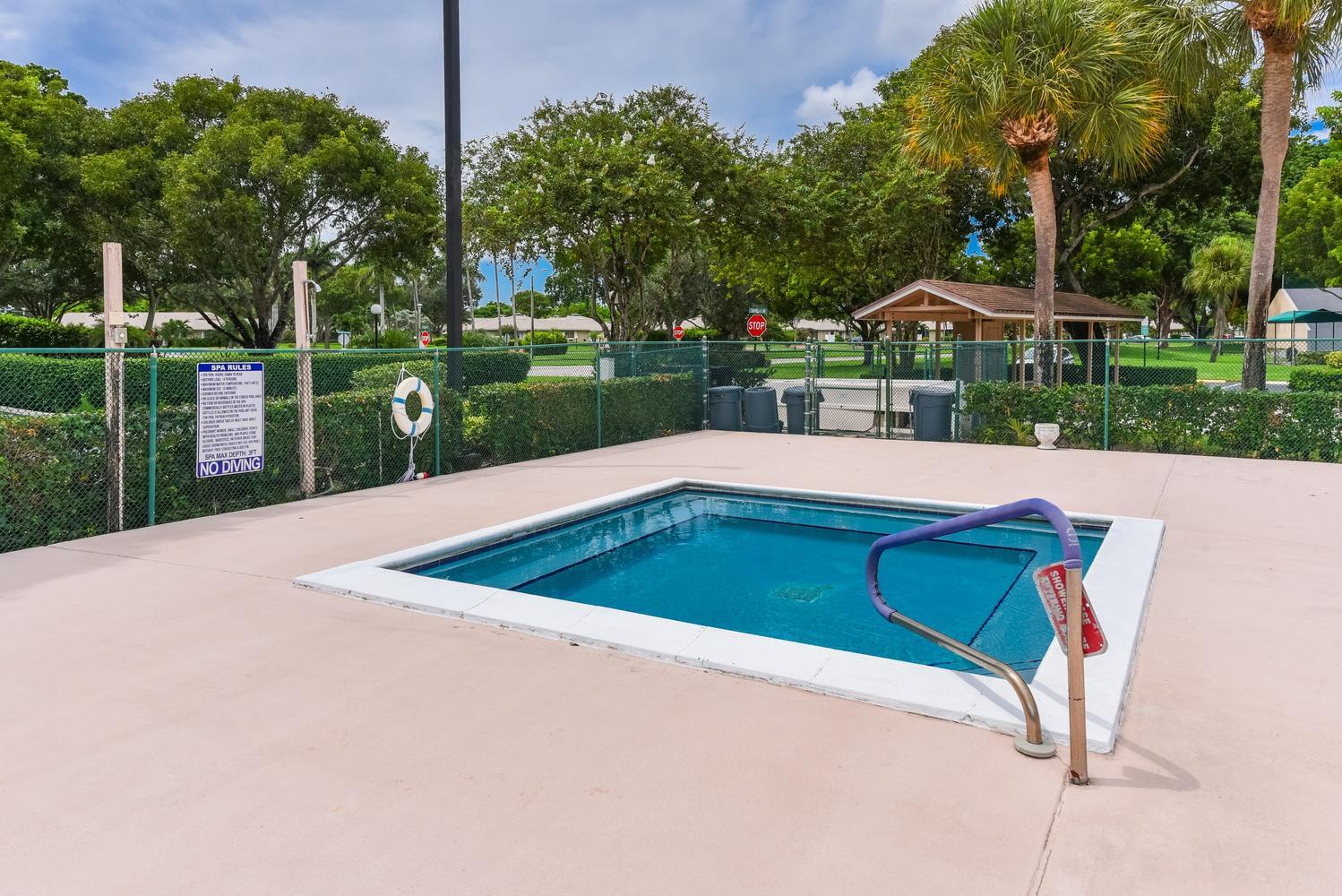 WHISPER WALK SEC D CONDO - Residential