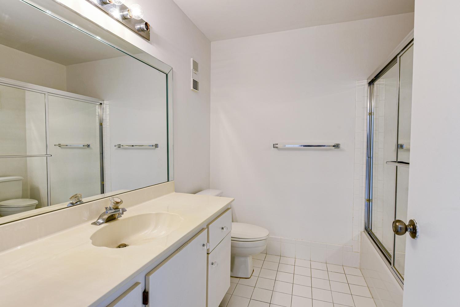 WHISPER WALK SEC D CONDO - Residential