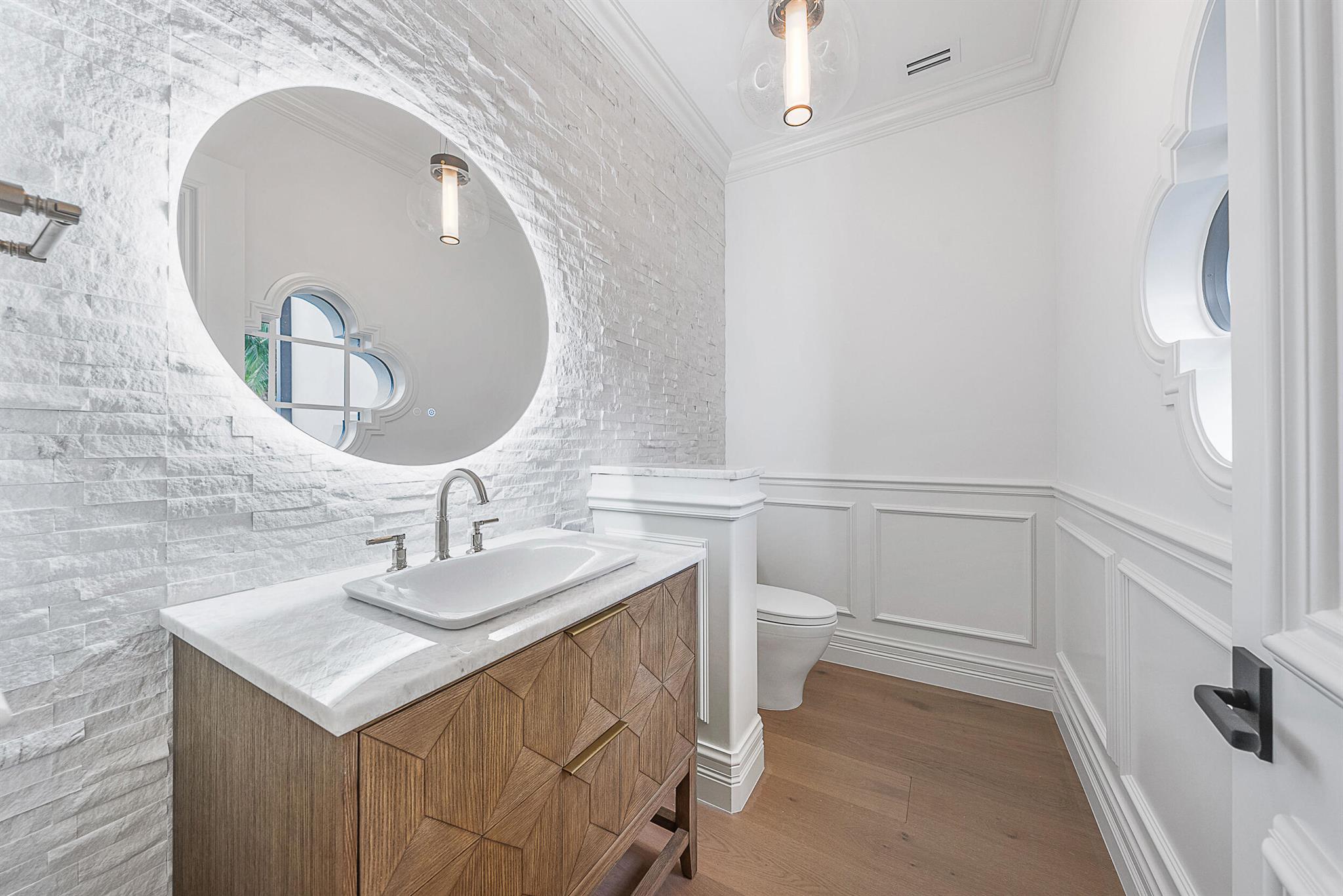 Anchorage Point - Residential