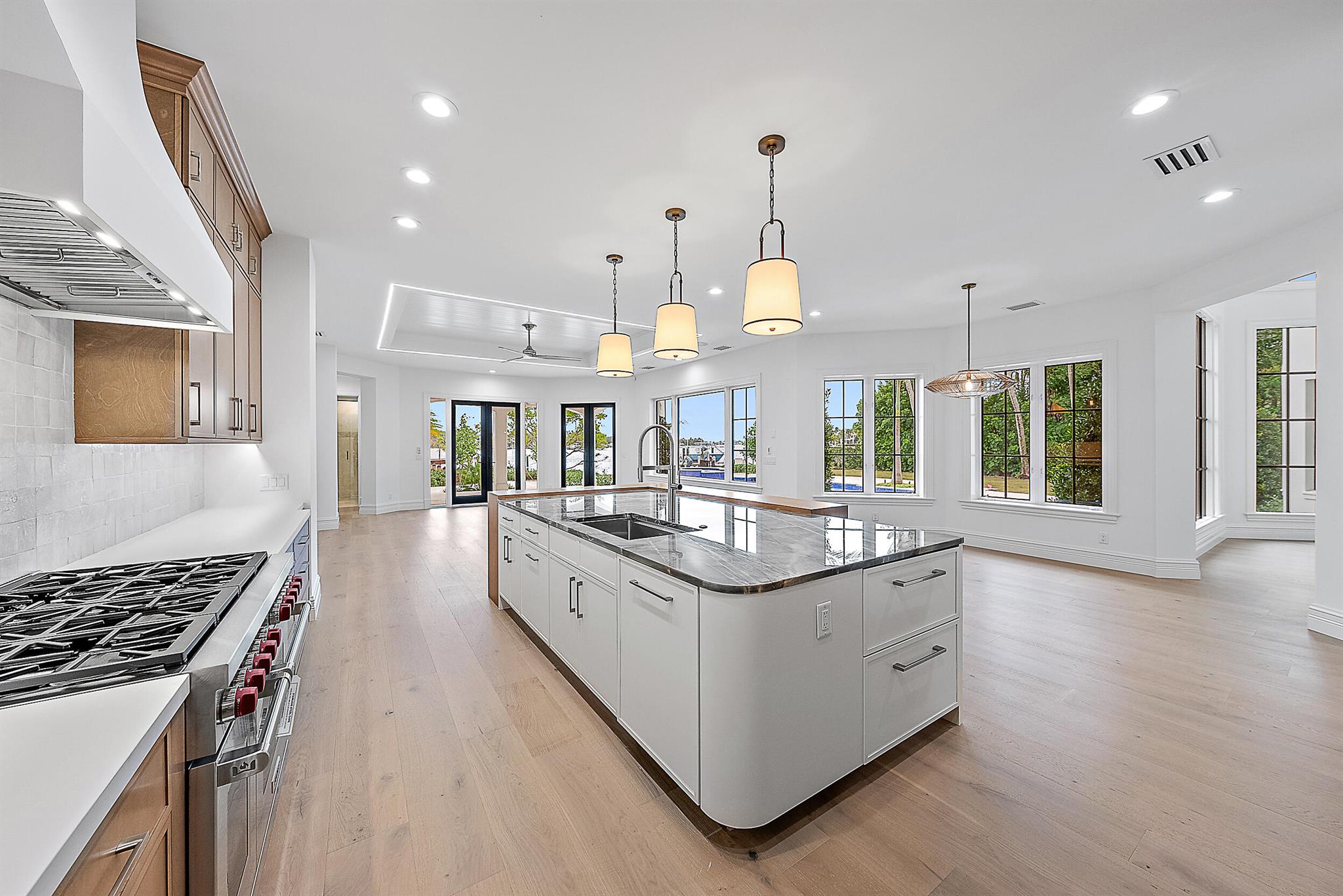 Anchorage Point - Residential