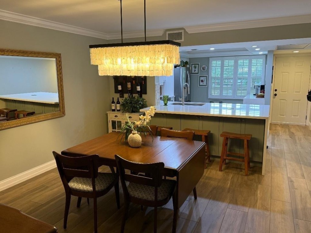 WYNMOOR VILLAGE - Residential