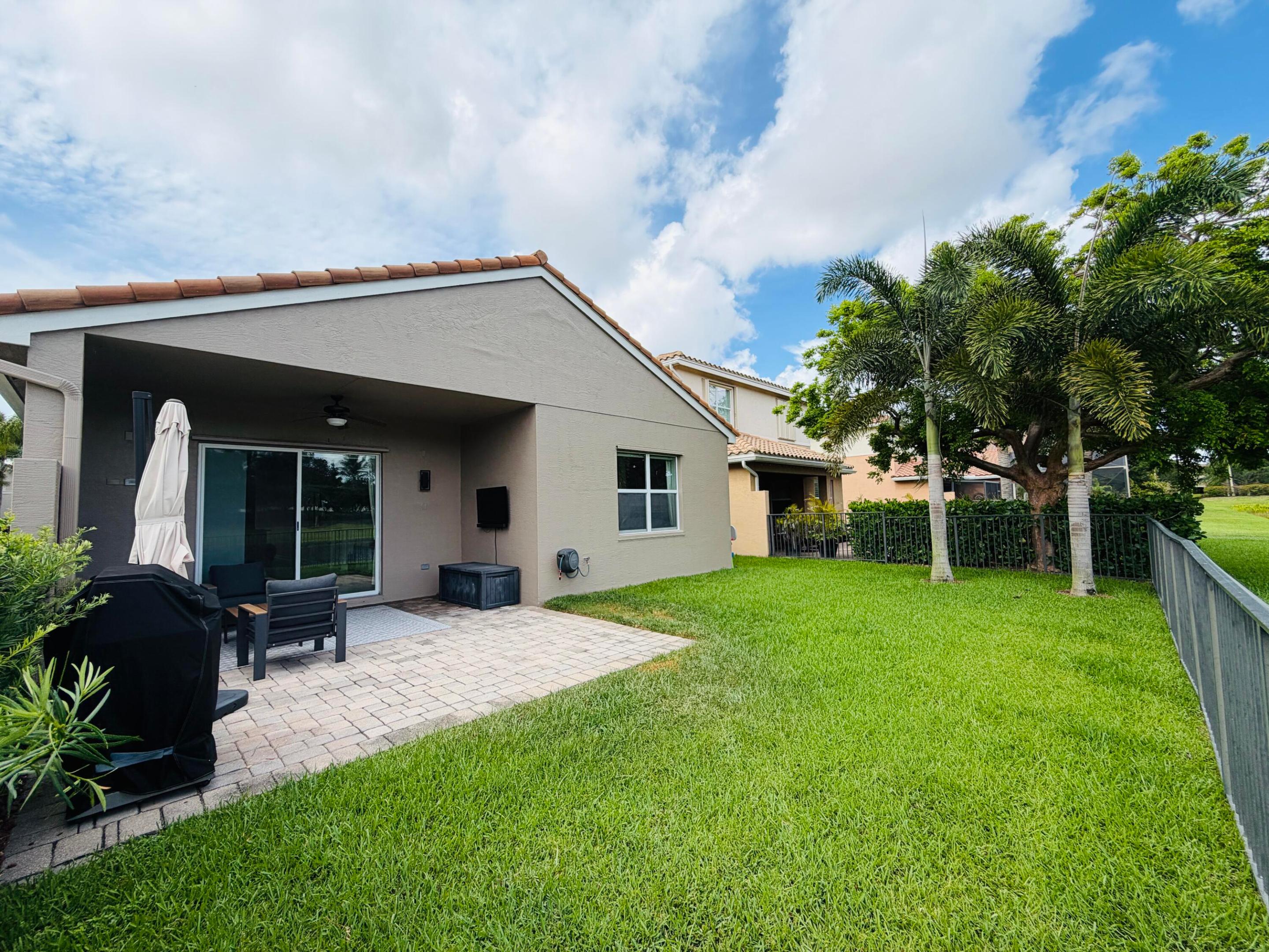 TRAILS AT CANYON 1 - Residential