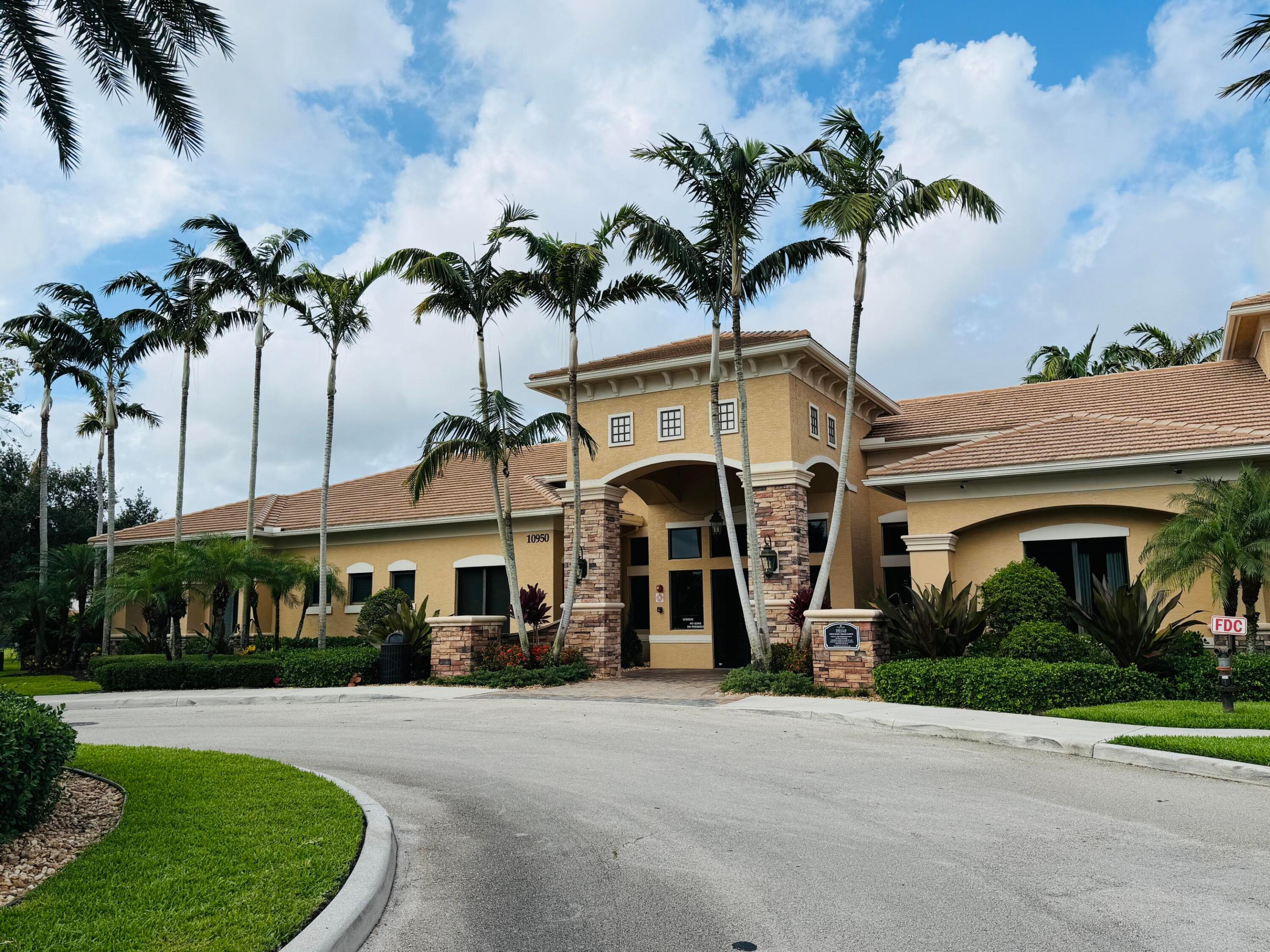 TRAILS AT CANYON 1 - Residential