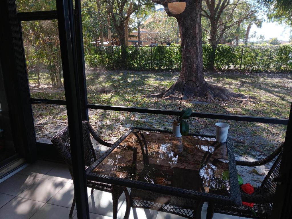 Sheffield Woods - Residential Lease