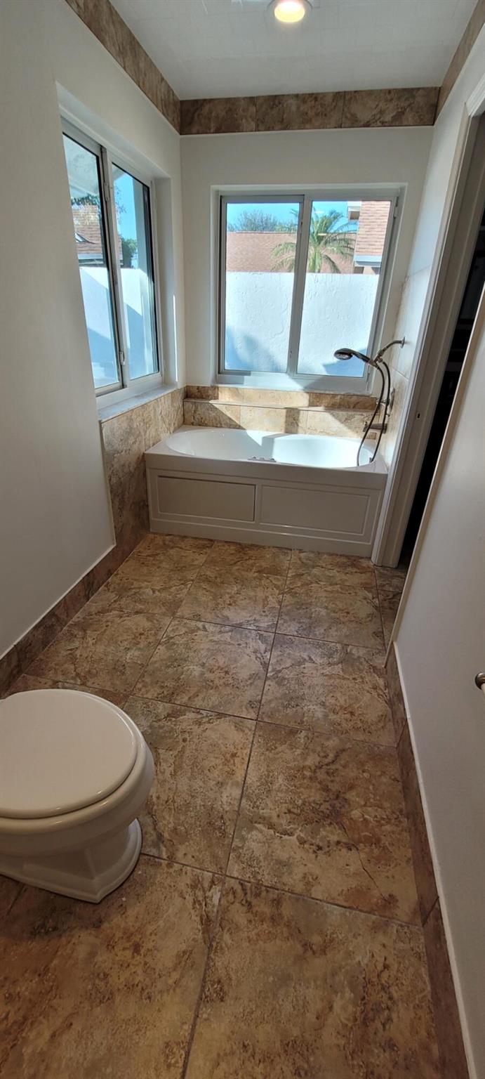 SUGAR POND MANOR OF WELLI - Residential Lease