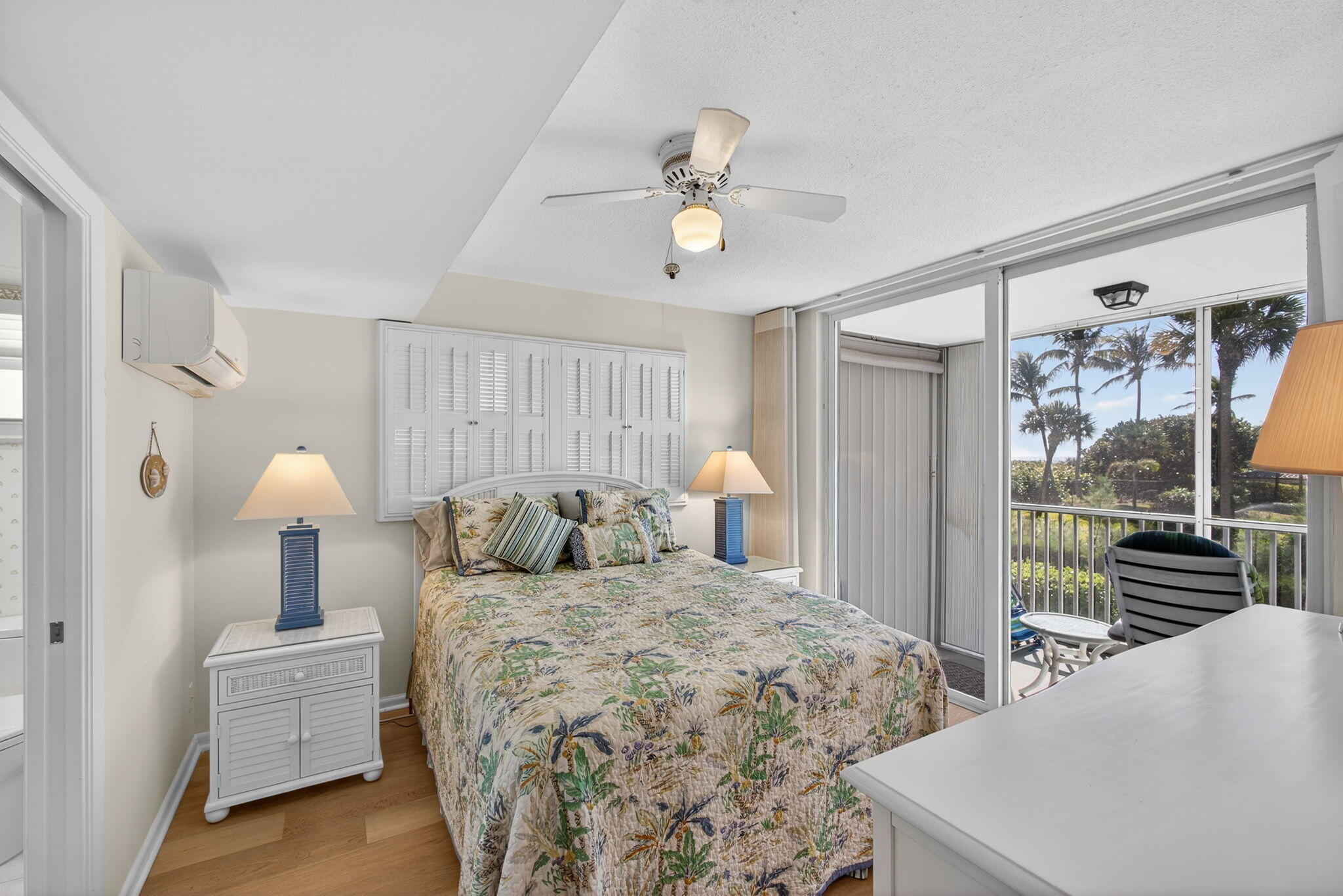 VILLAS ON THE OCEAN - Residential