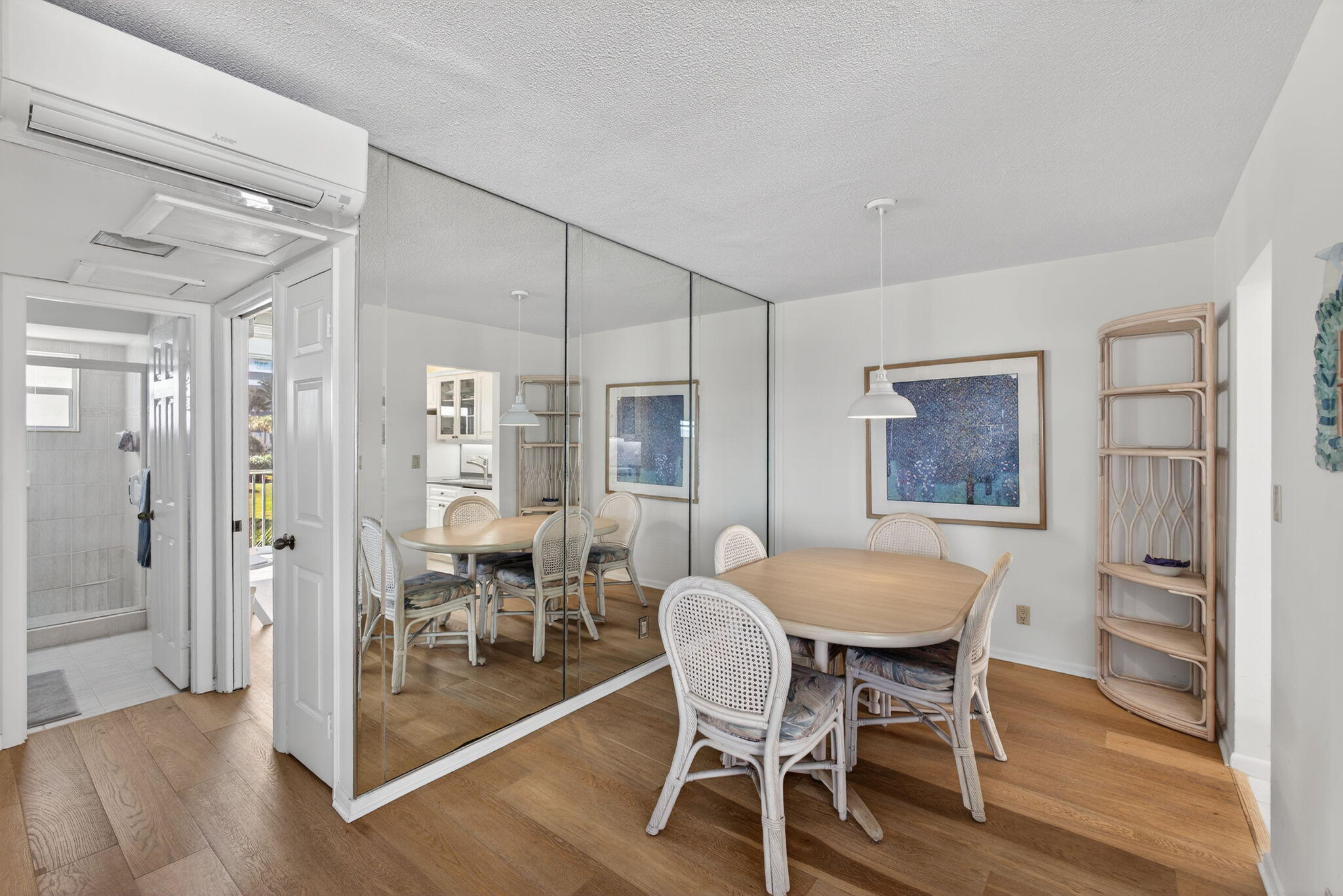 VILLAS ON THE OCEAN - Residential