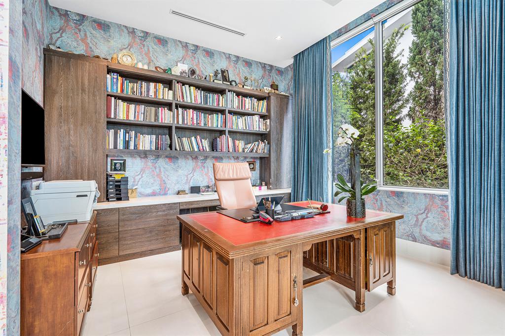 ST ANDREWS COUNTRY CLUB - Residential