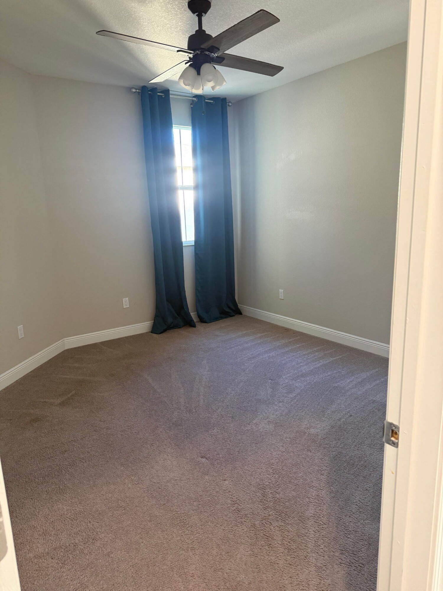 VIZCAYA FALLS PLAT 1 - Residential