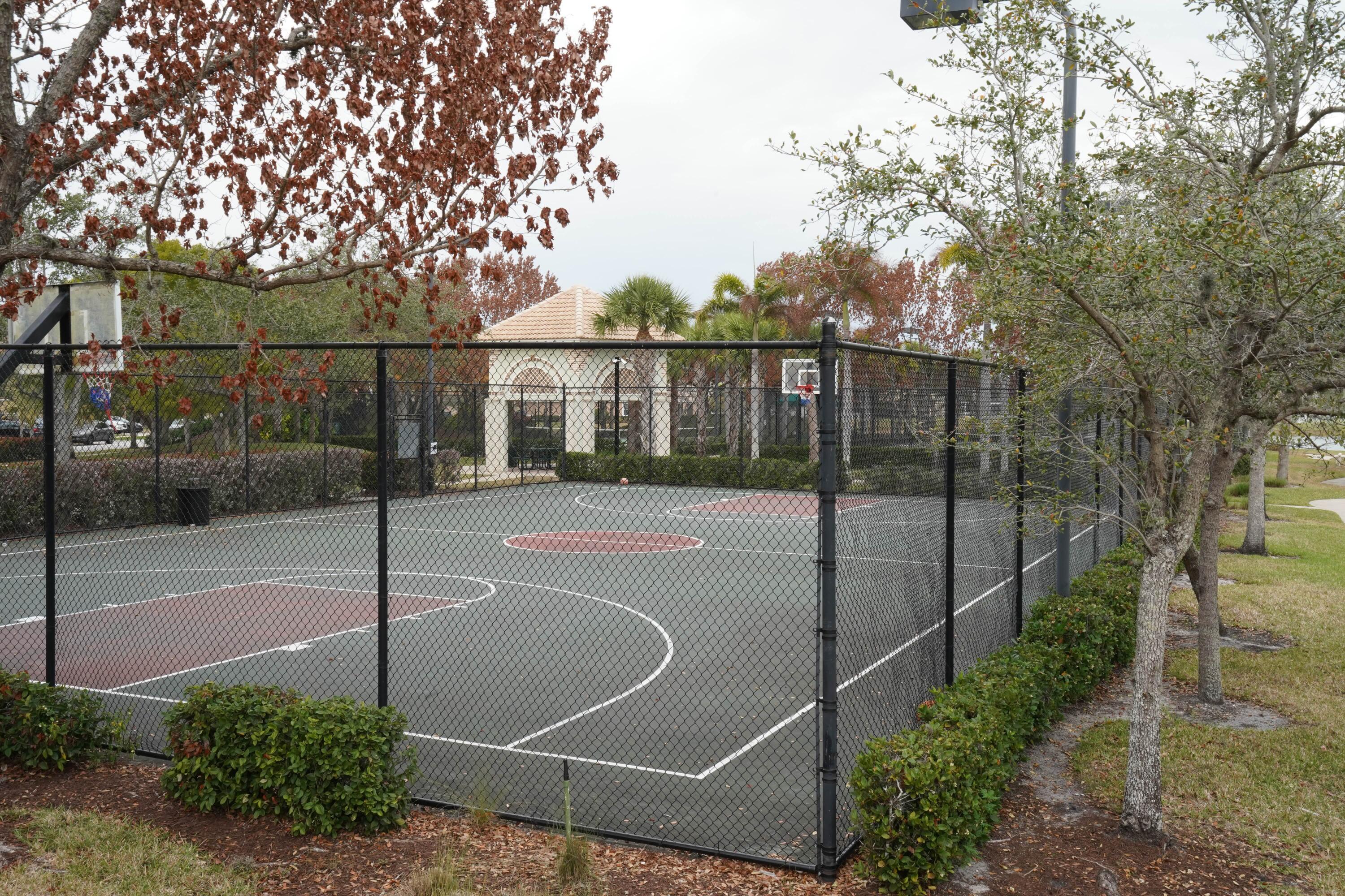 VIZCAYA FALLS PLAT 1 - Residential