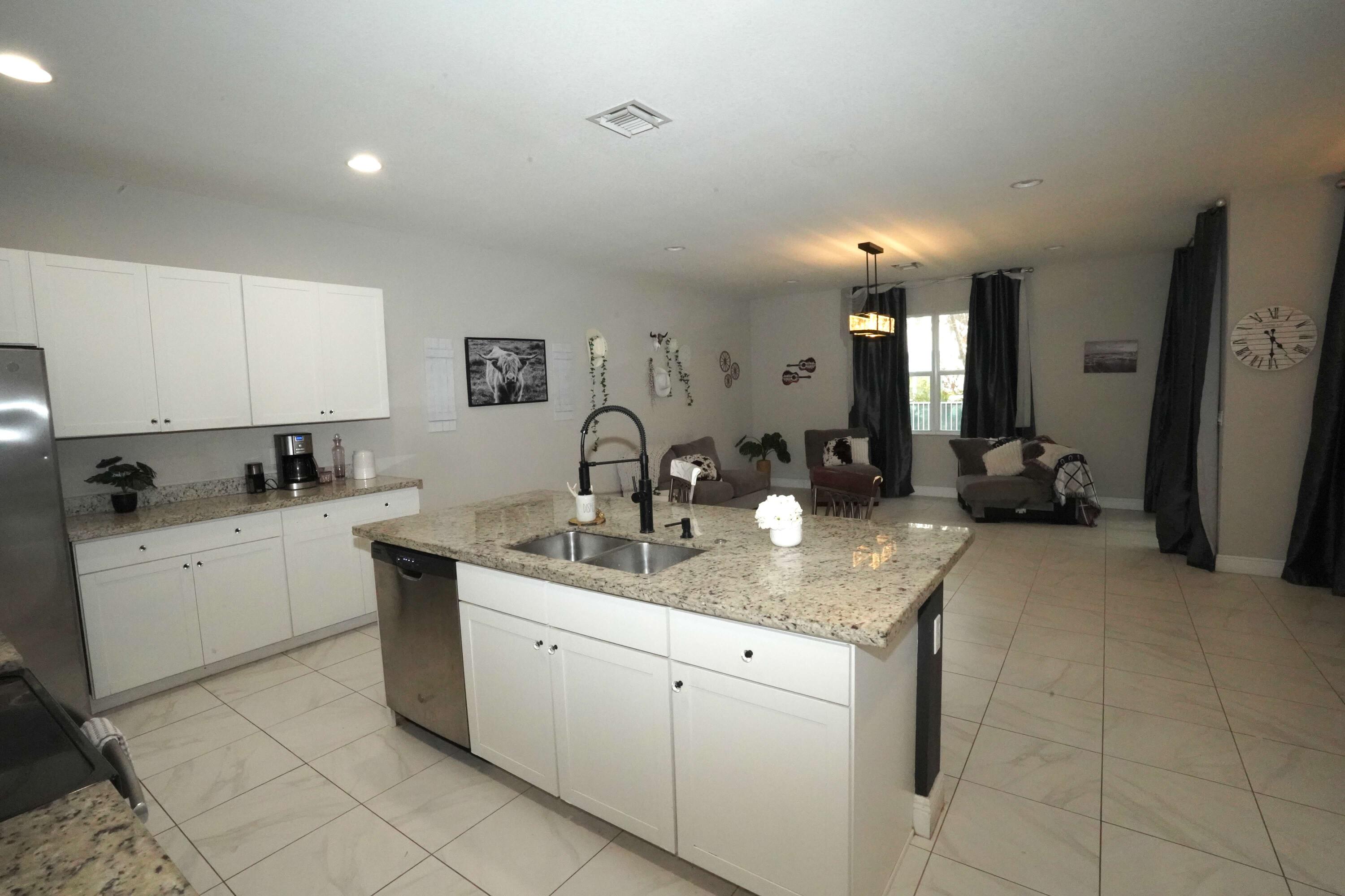 VIZCAYA FALLS PLAT 1 - Residential