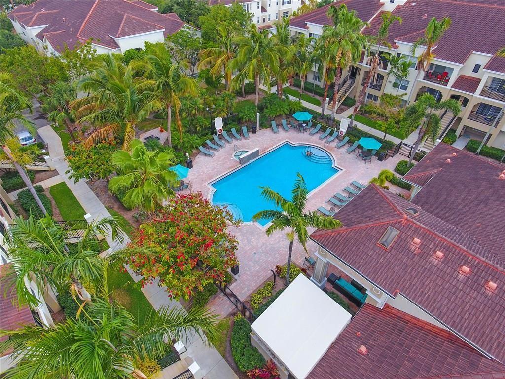 El-Ad Poinciana - Residential