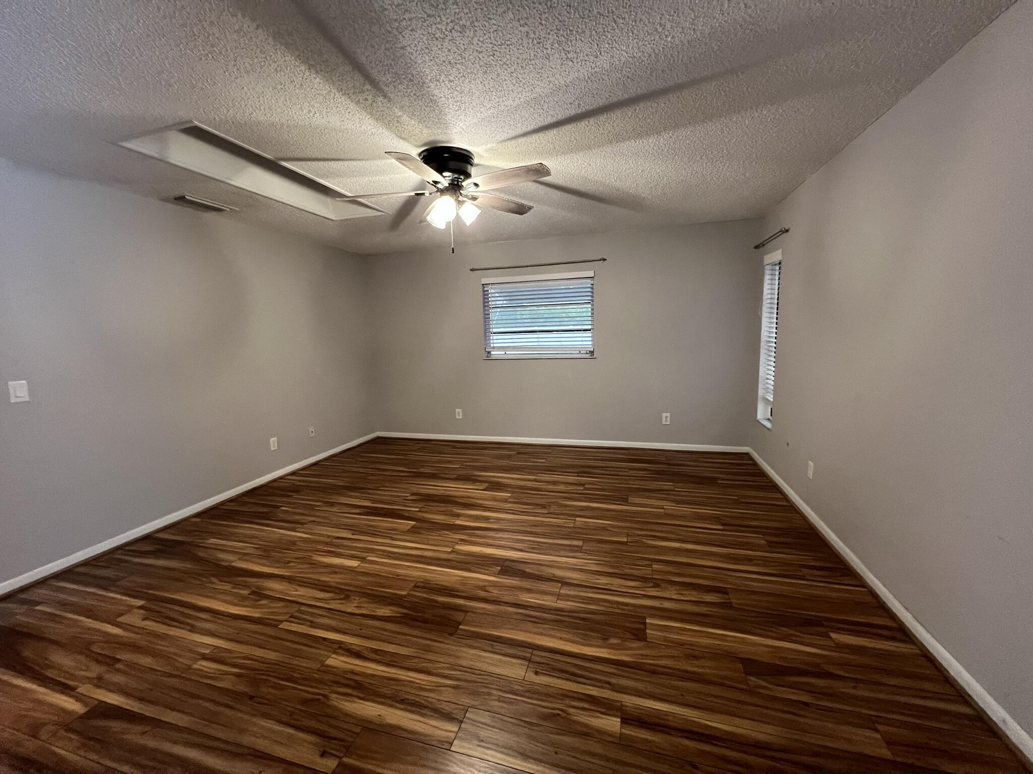 SURFSIDE UNIT 2 - Residential Lease